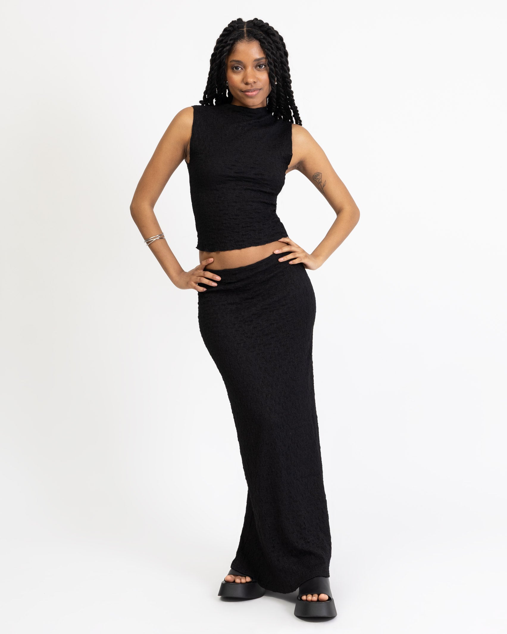 Top mit gecrinkeltem Material