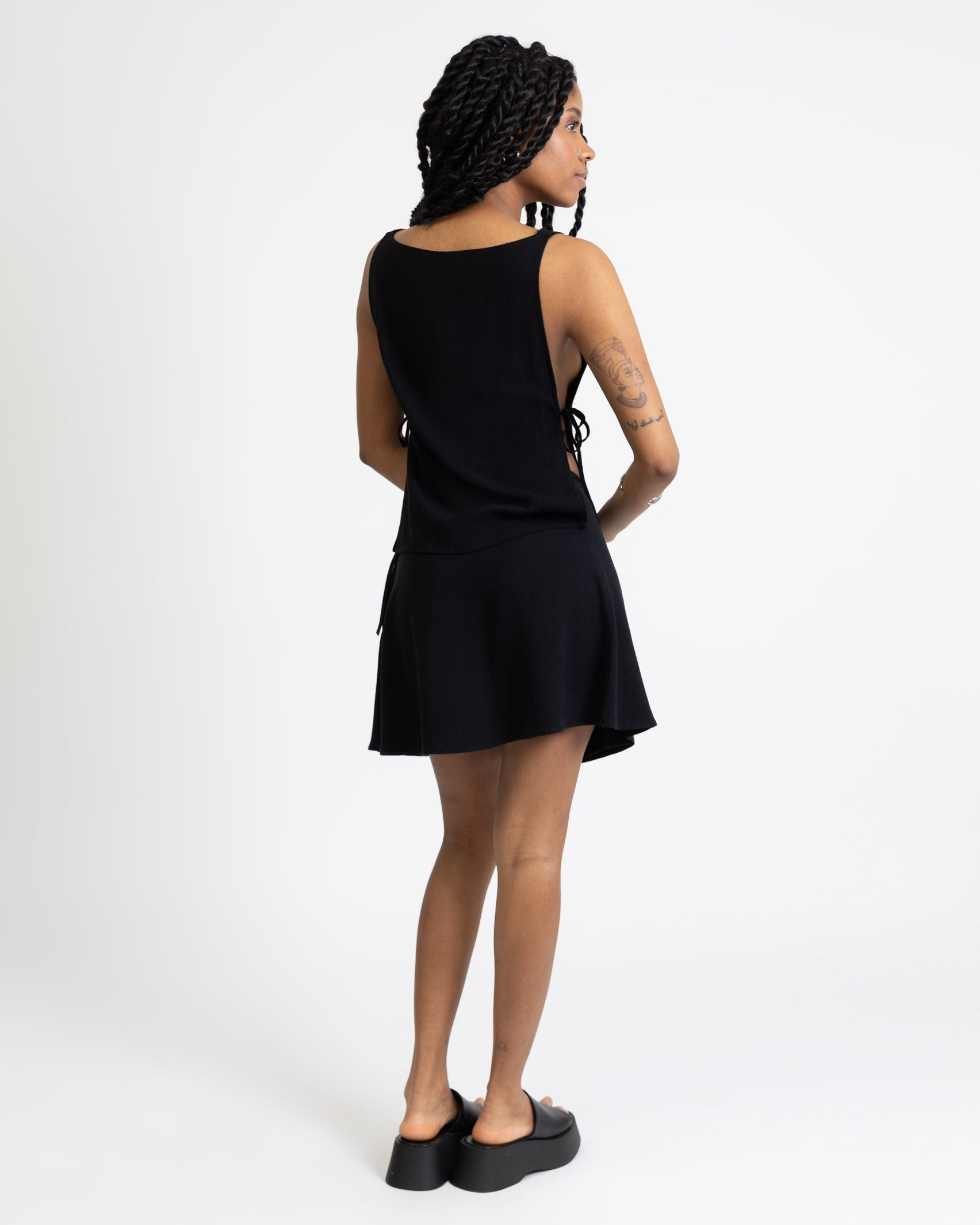 Kurzer Wickelrock aus Leinen-Mix