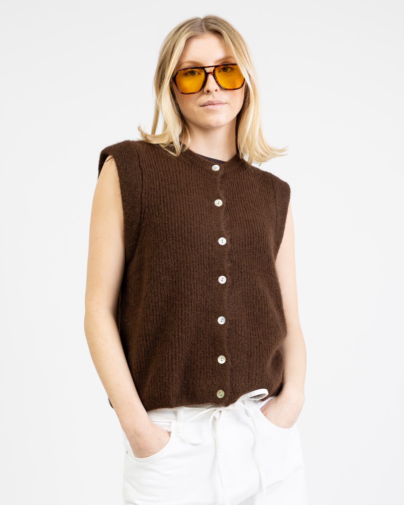 Einfarbiger Strickpullunder braun