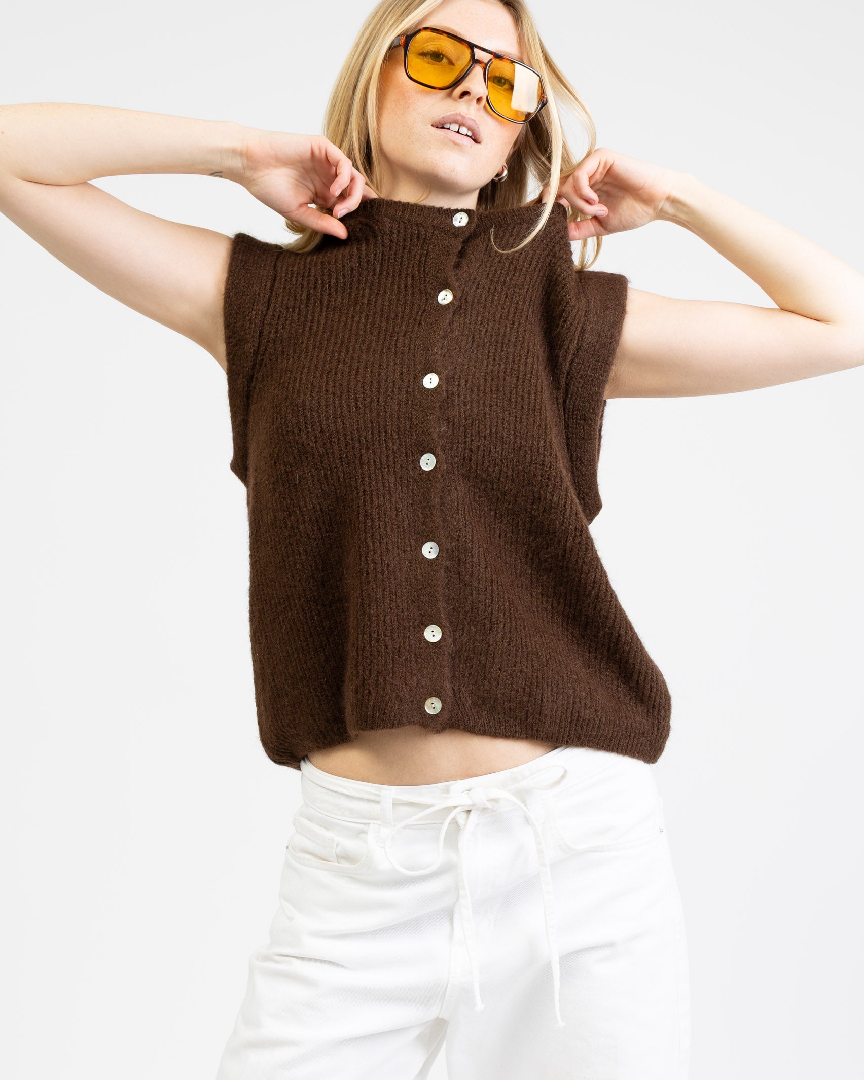 Einfarbiger Strickpullunder braun