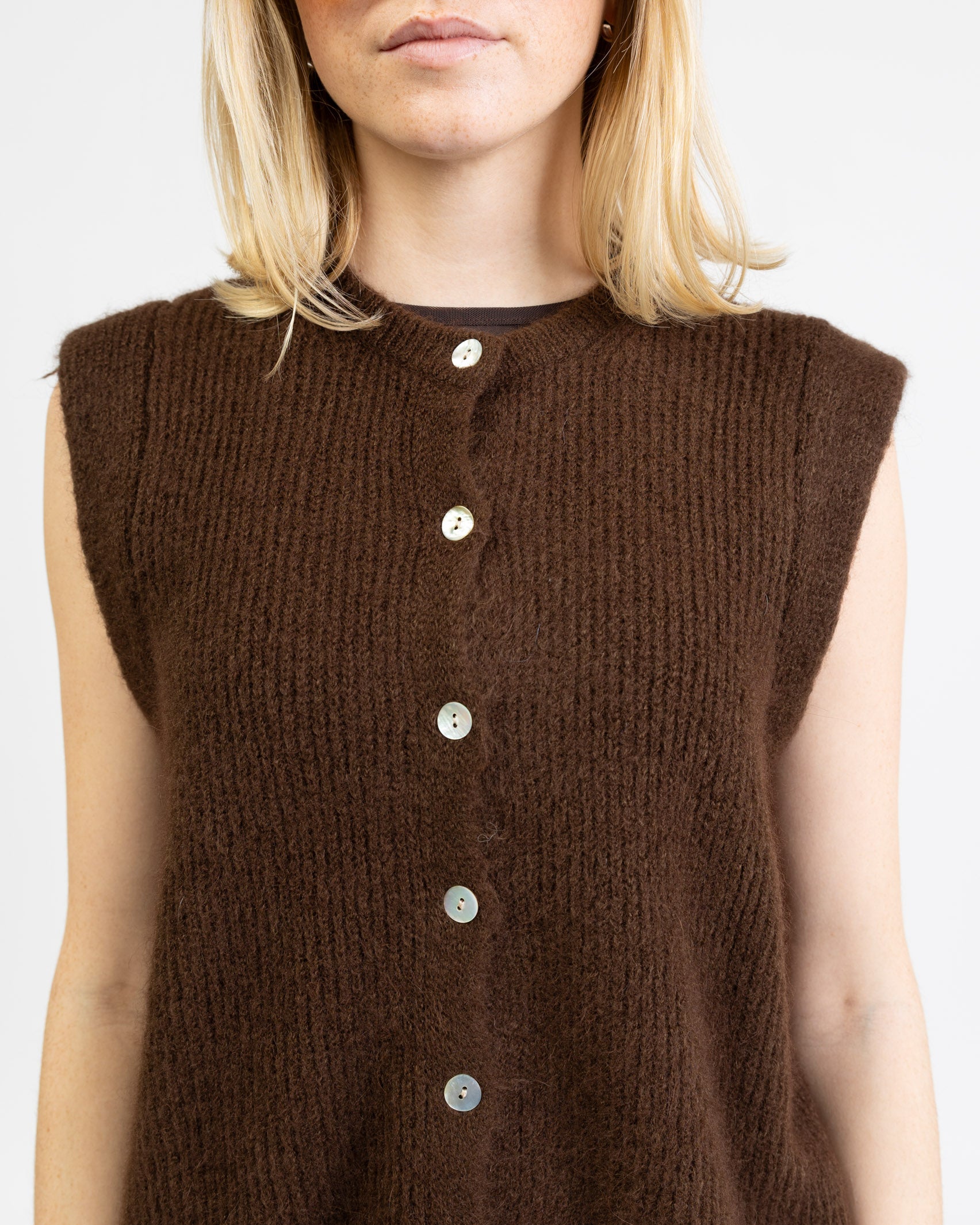 Einfarbiger Strickpullunder braun