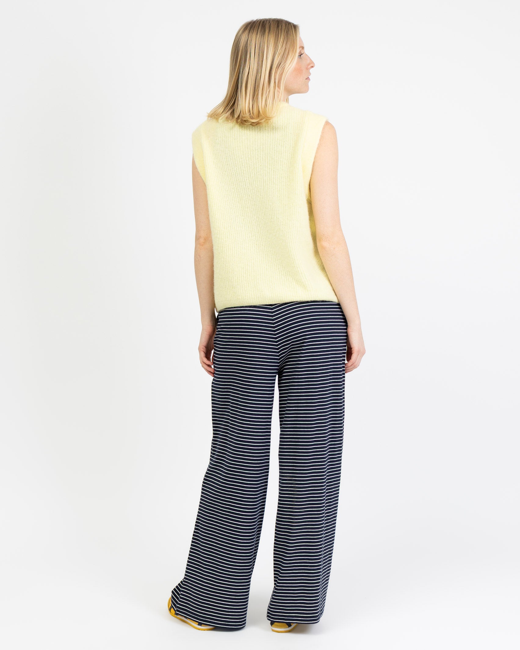 Weiche lockere Strickweste