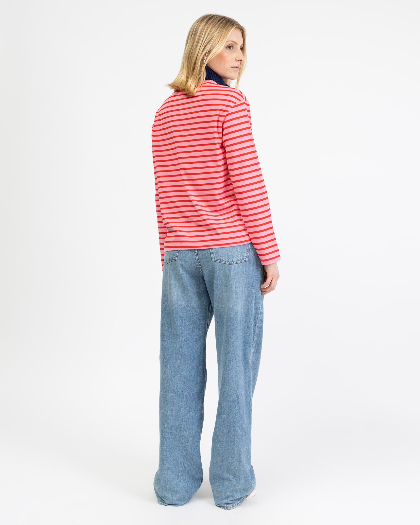 Gestreiftes, lockeres Langarmshirt