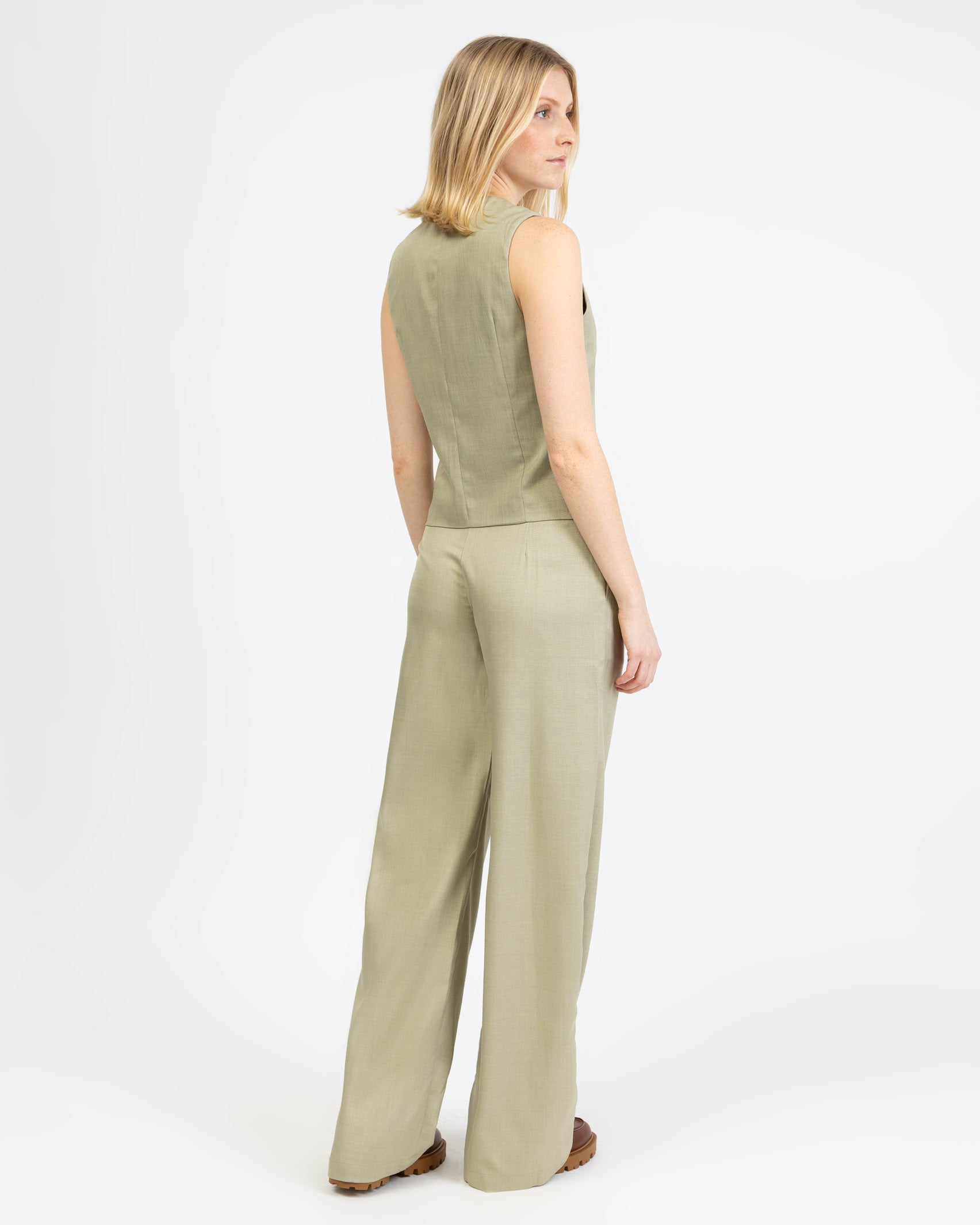 Leichte Bundfaltenhose