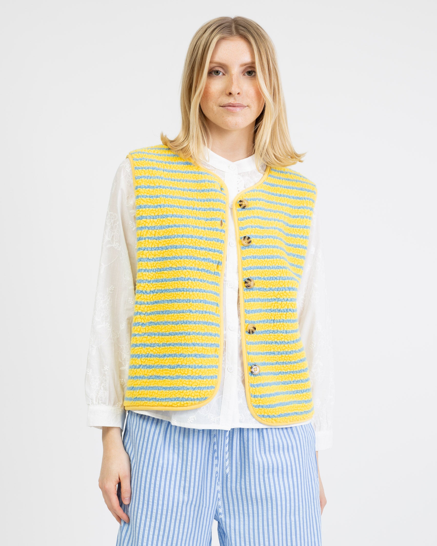 Gestreifte Teddy Weste