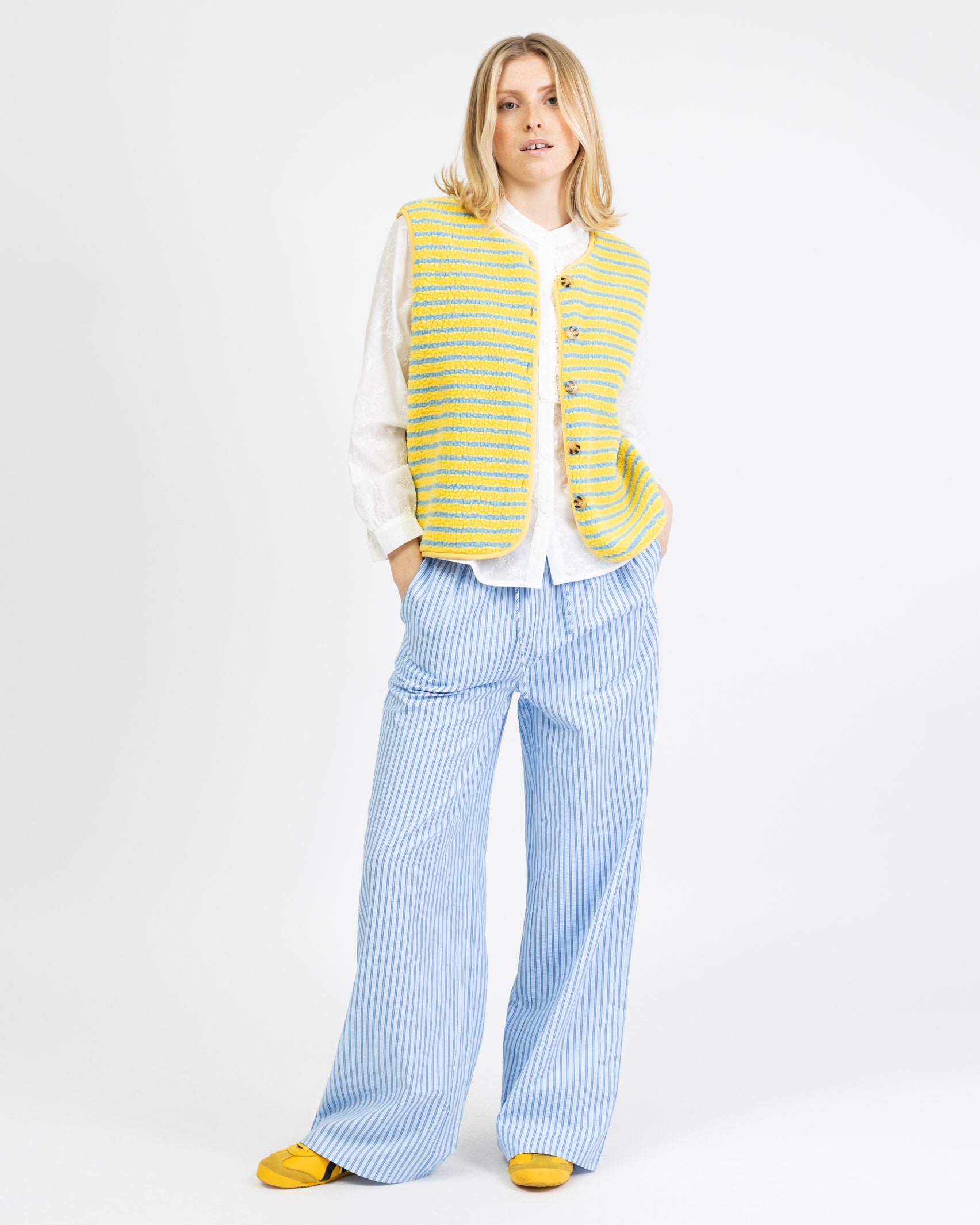 Gestreifte Teddy Weste