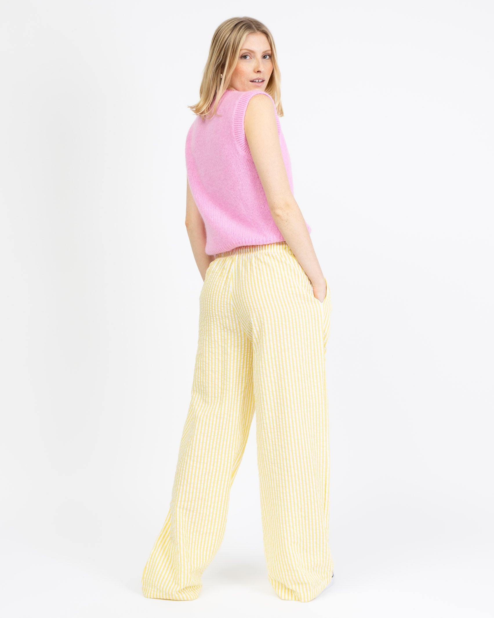 Weiche lockere Strickweste