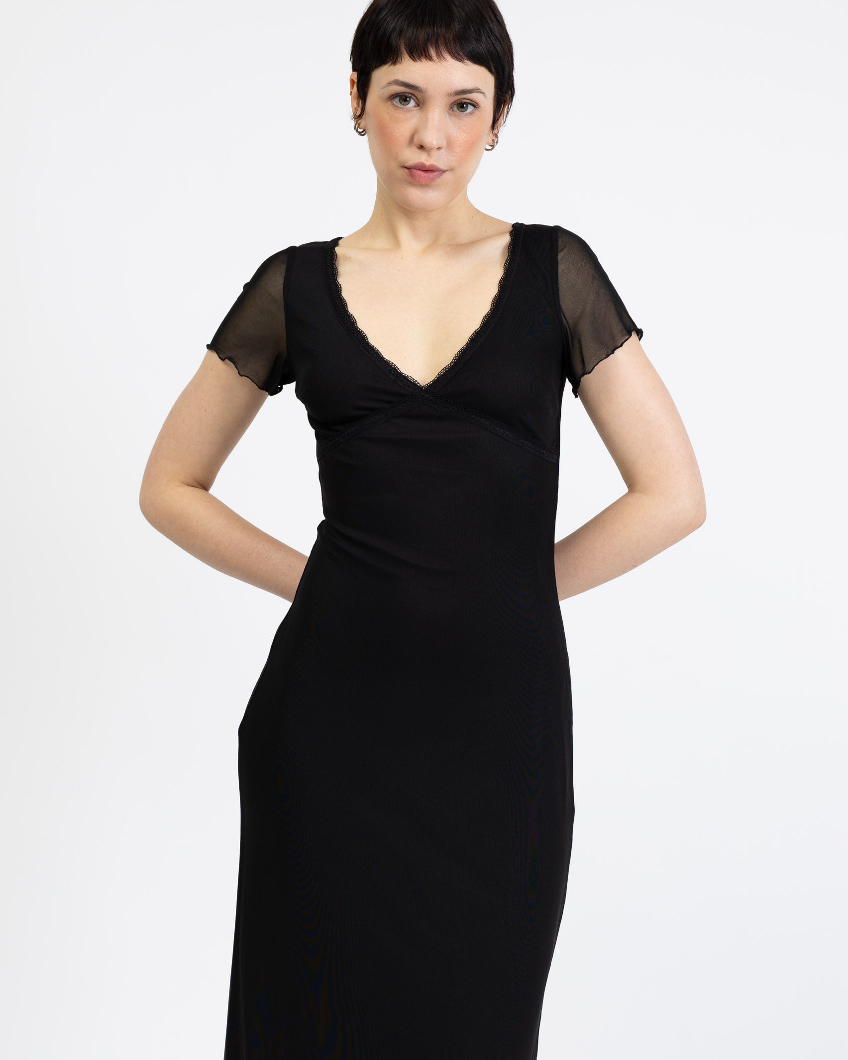 Mesh Maxikleid mit Spitzendetails