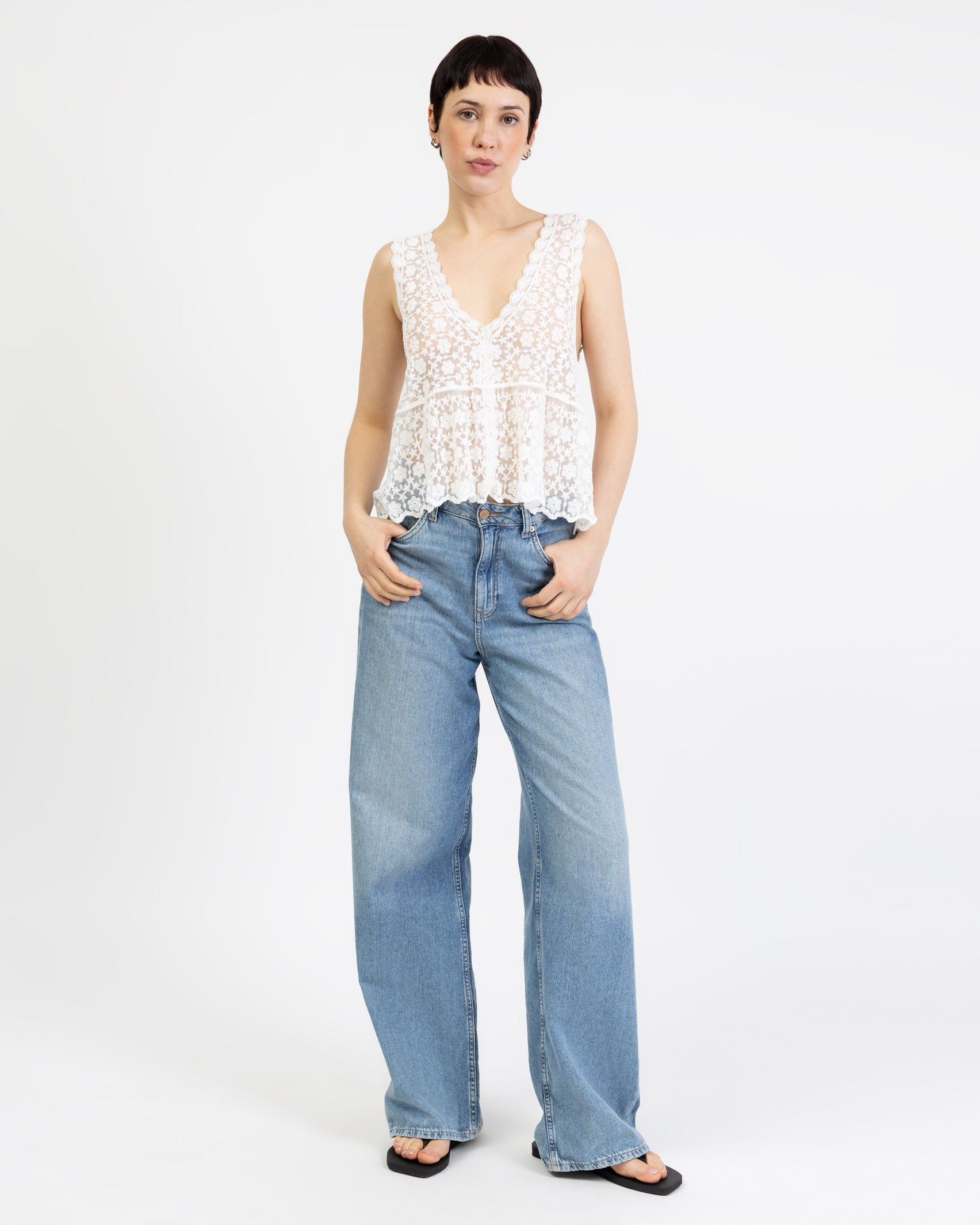 Kurzarmbluse aus Spitze