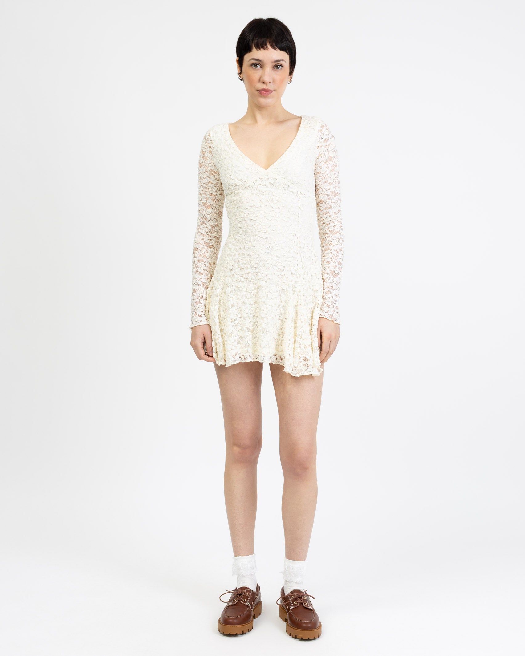 Elegantes Mini Spitzenkleid