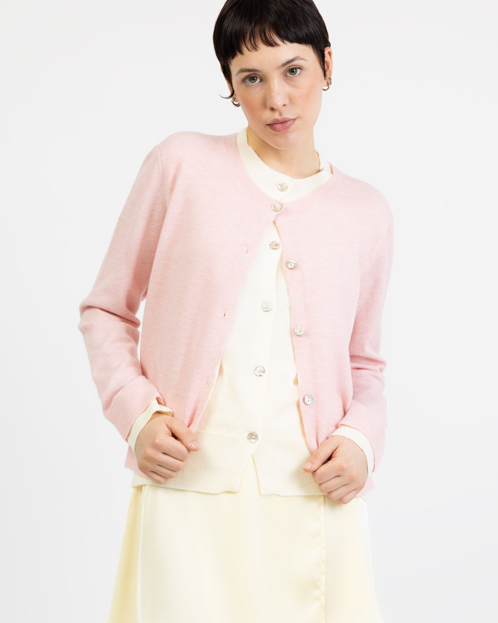 Doppellagige Strickjacke