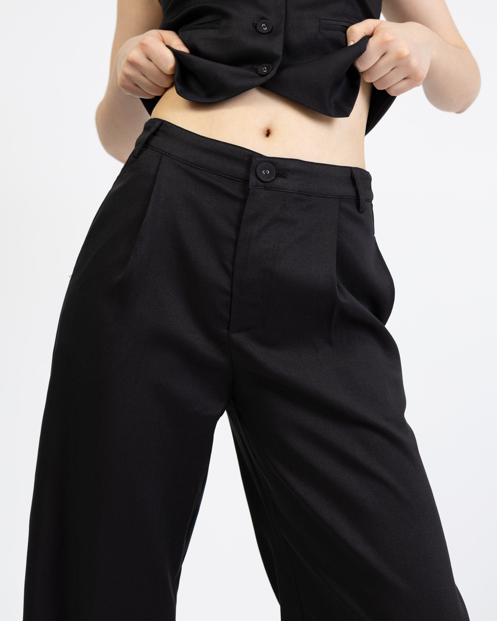 Leichte Bundfaltenhose