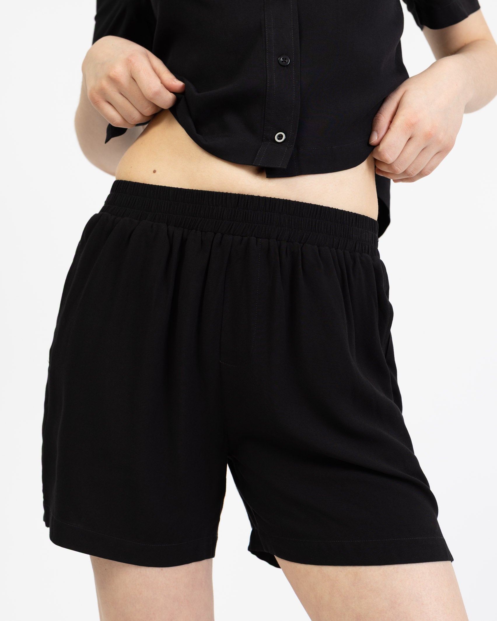 Schlichte Shorts aus Viskose