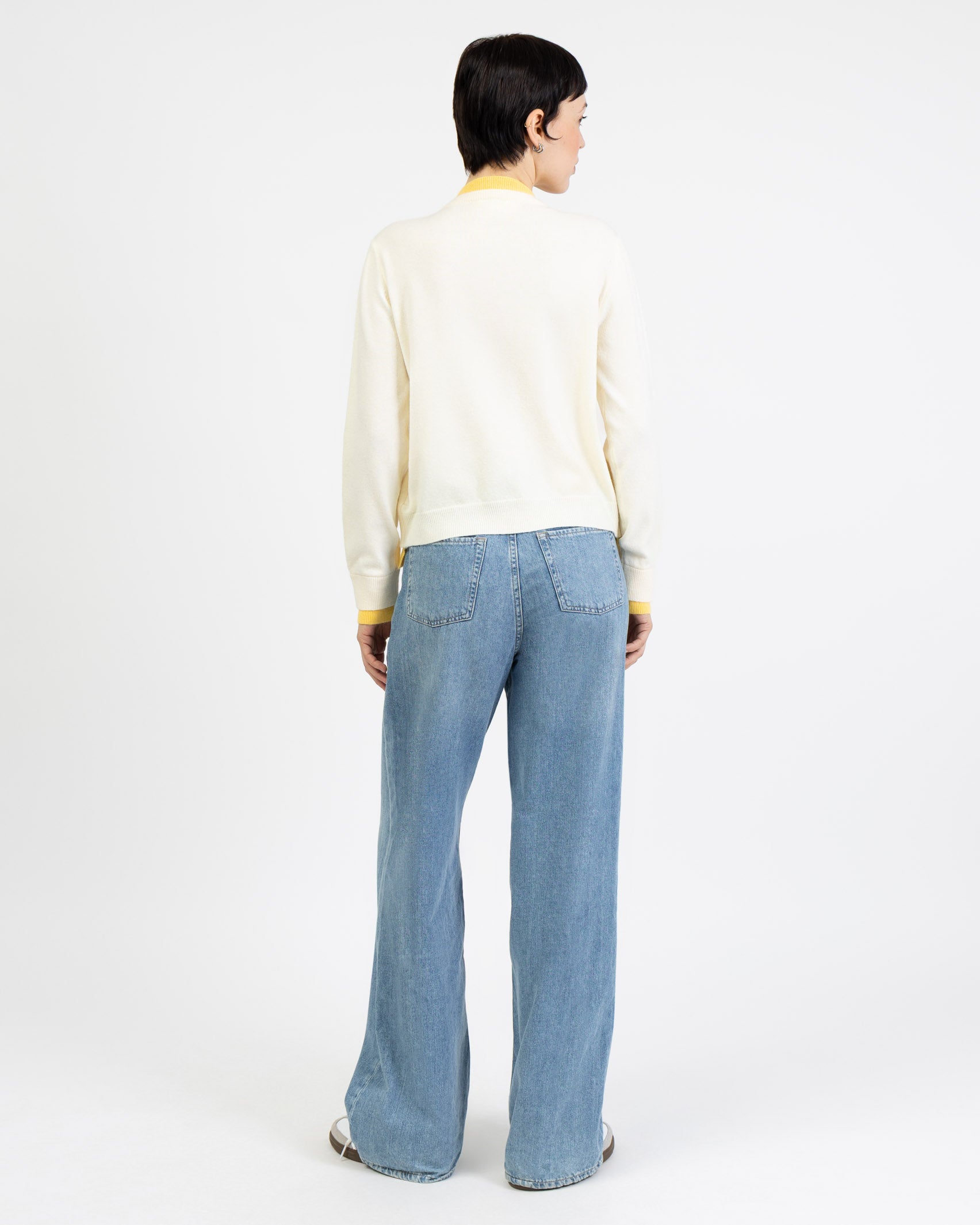 Doppellagige Strickjacke