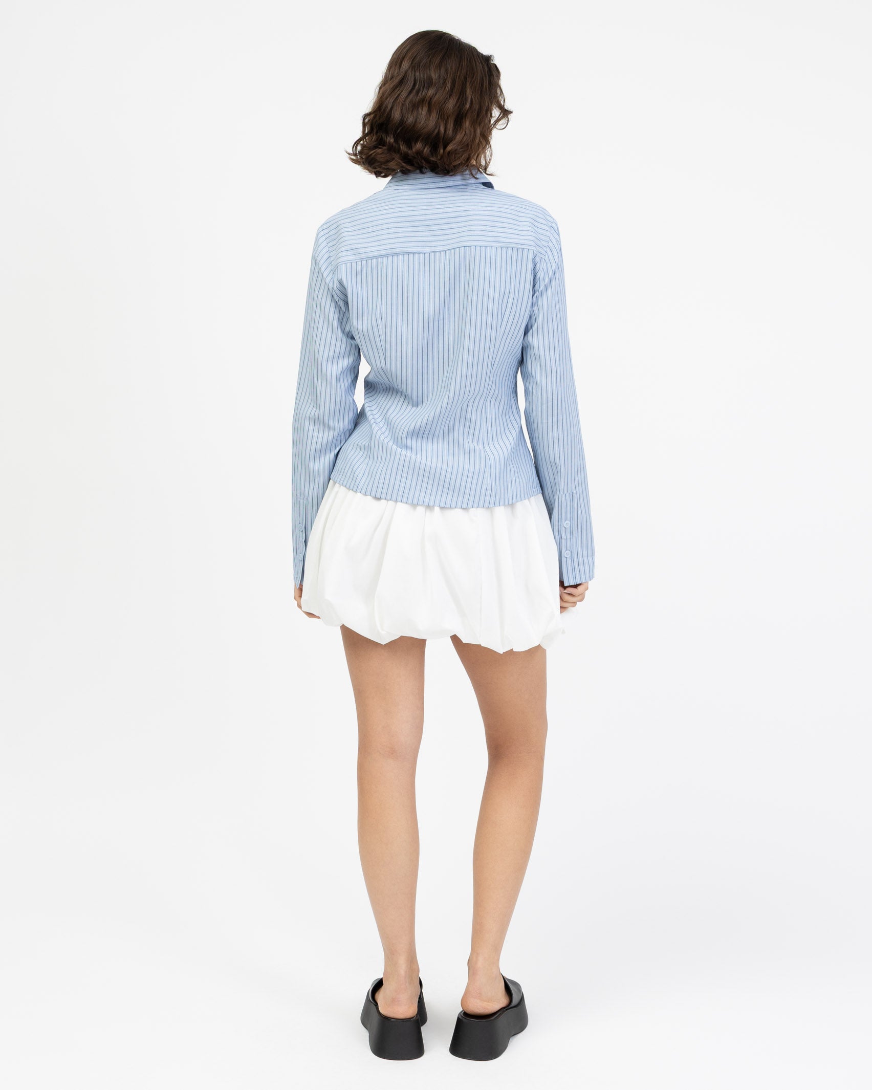 Gestreifte taillierte Langarmbluse