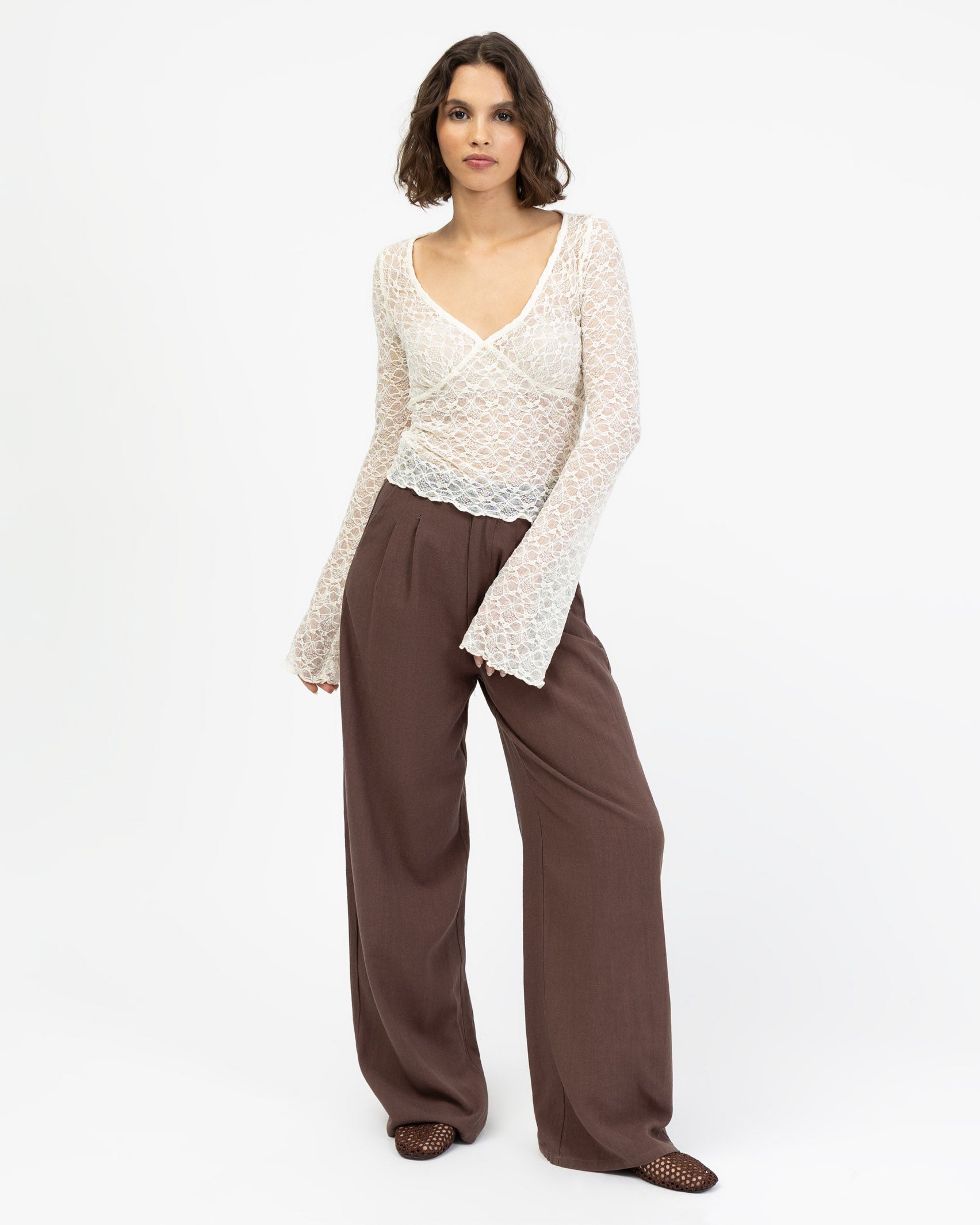 Elegantes Spitzenlangarmshirt