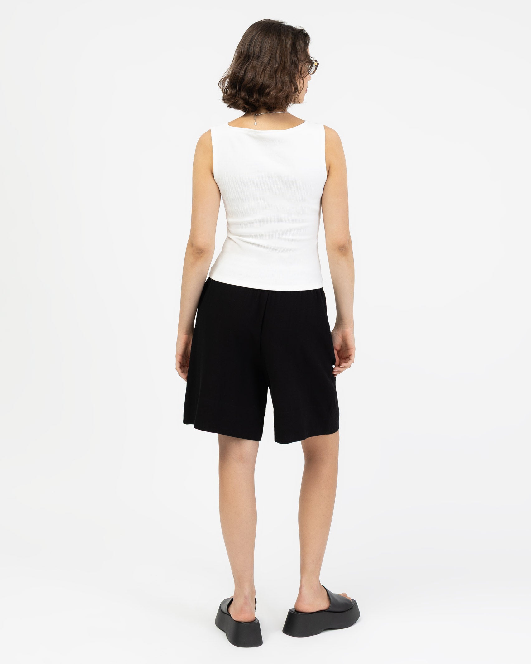 Basic Top mit U-Boot Ausschnitt