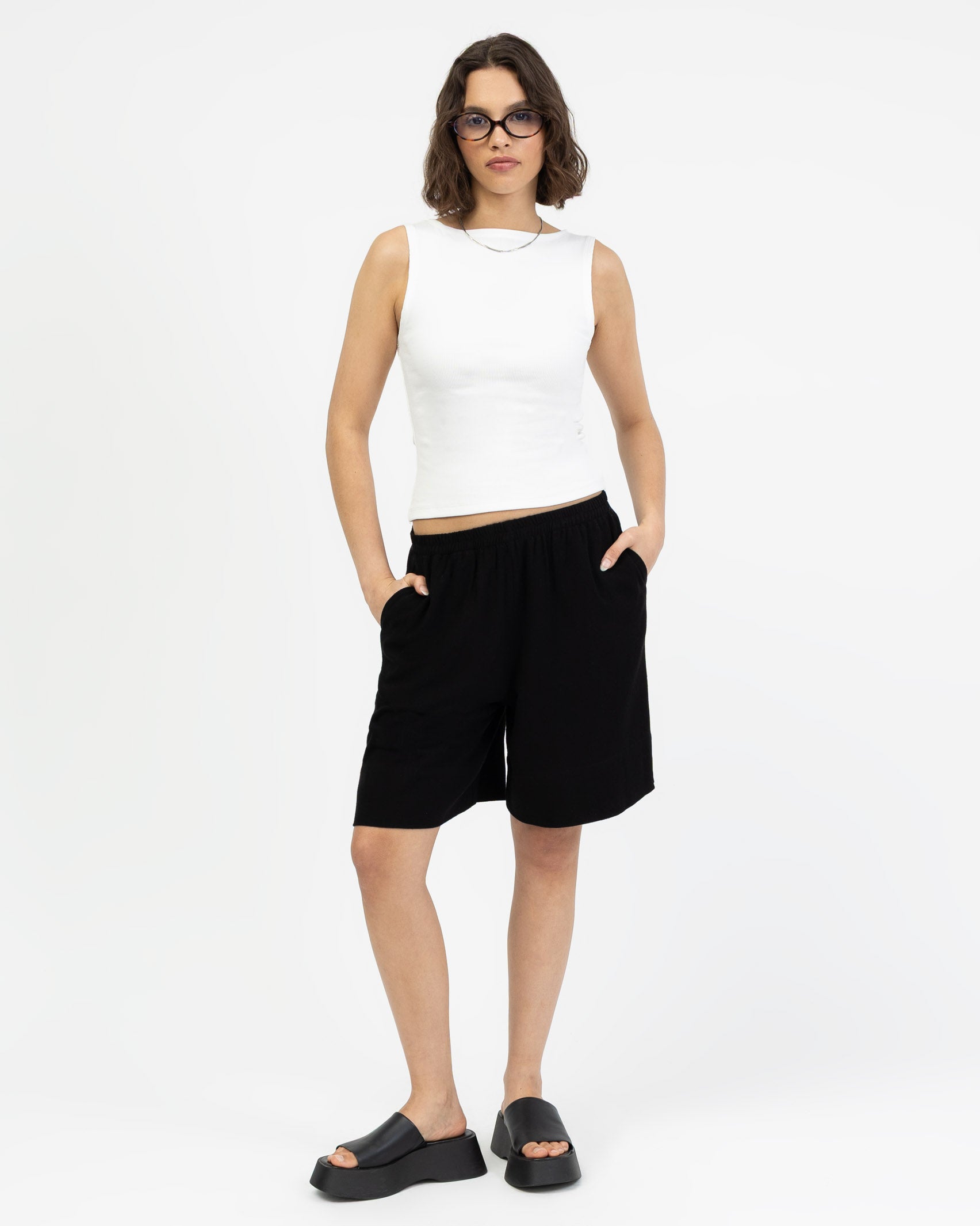 Basic Top mit U-Boot Ausschnitt