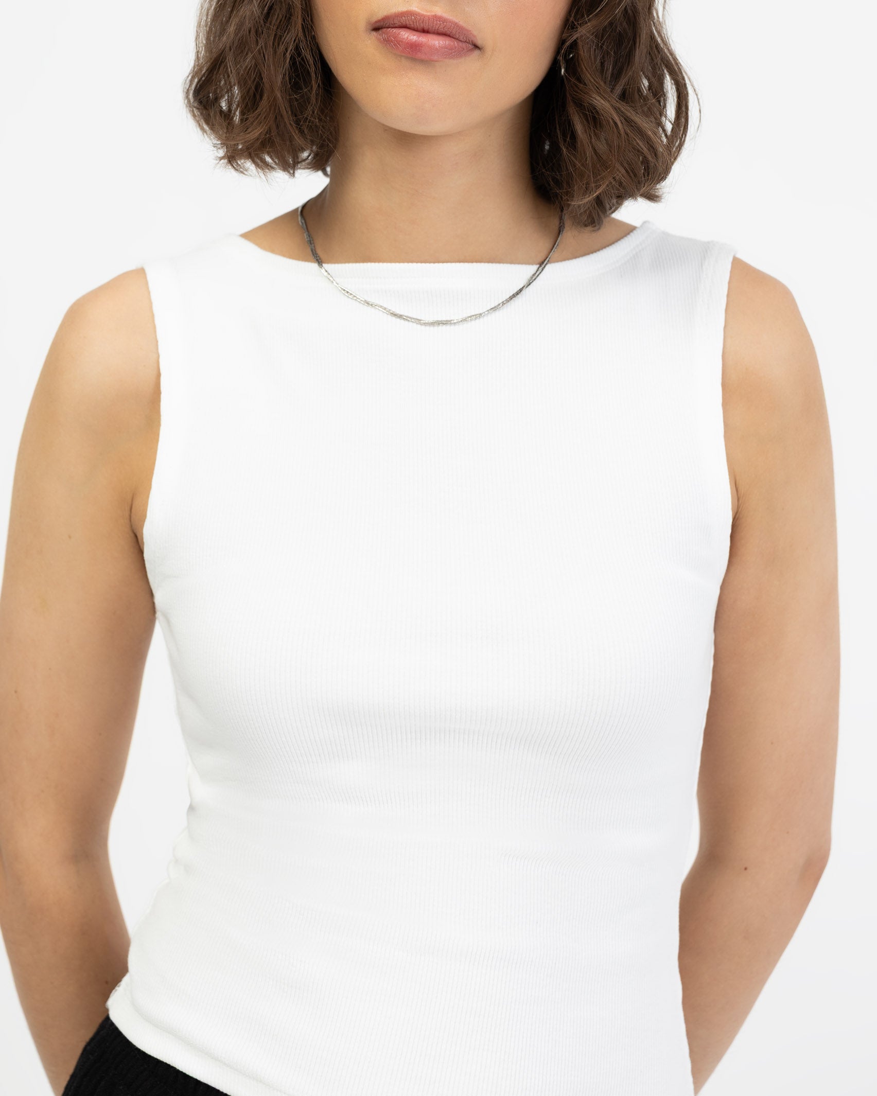 Basic Top mit U-Boot Ausschnitt