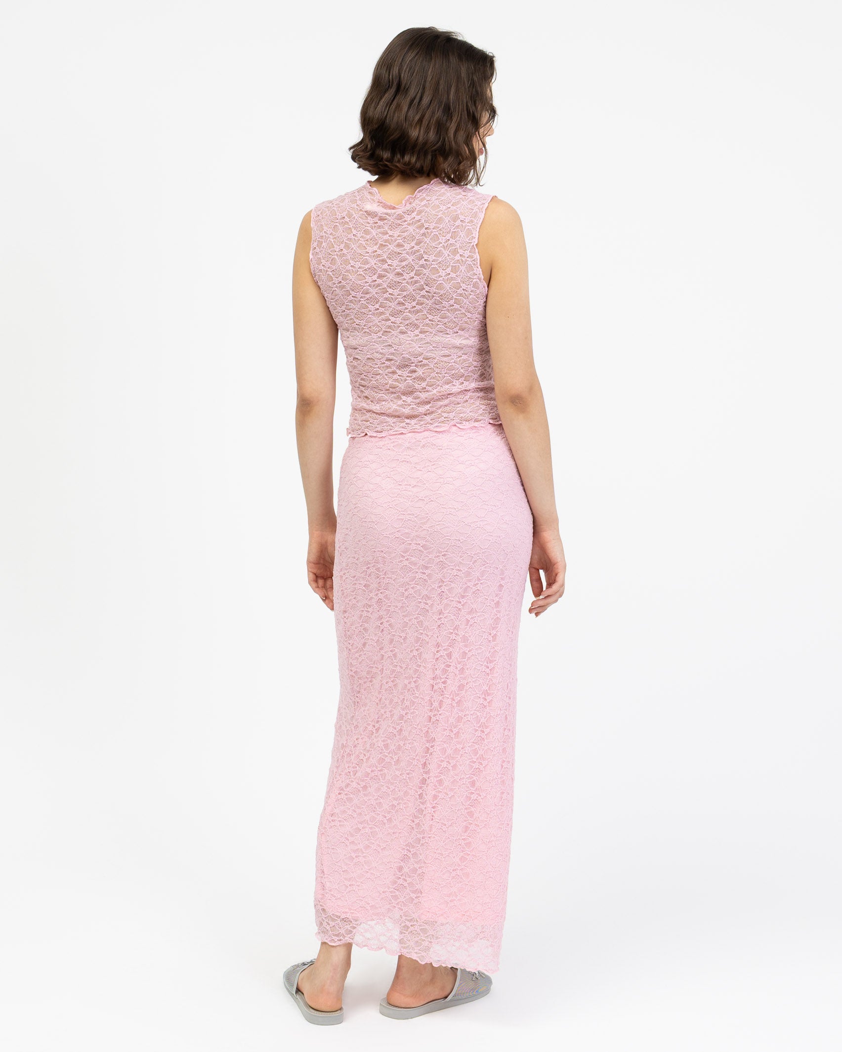 Spitzentop mit Blumenstruktur