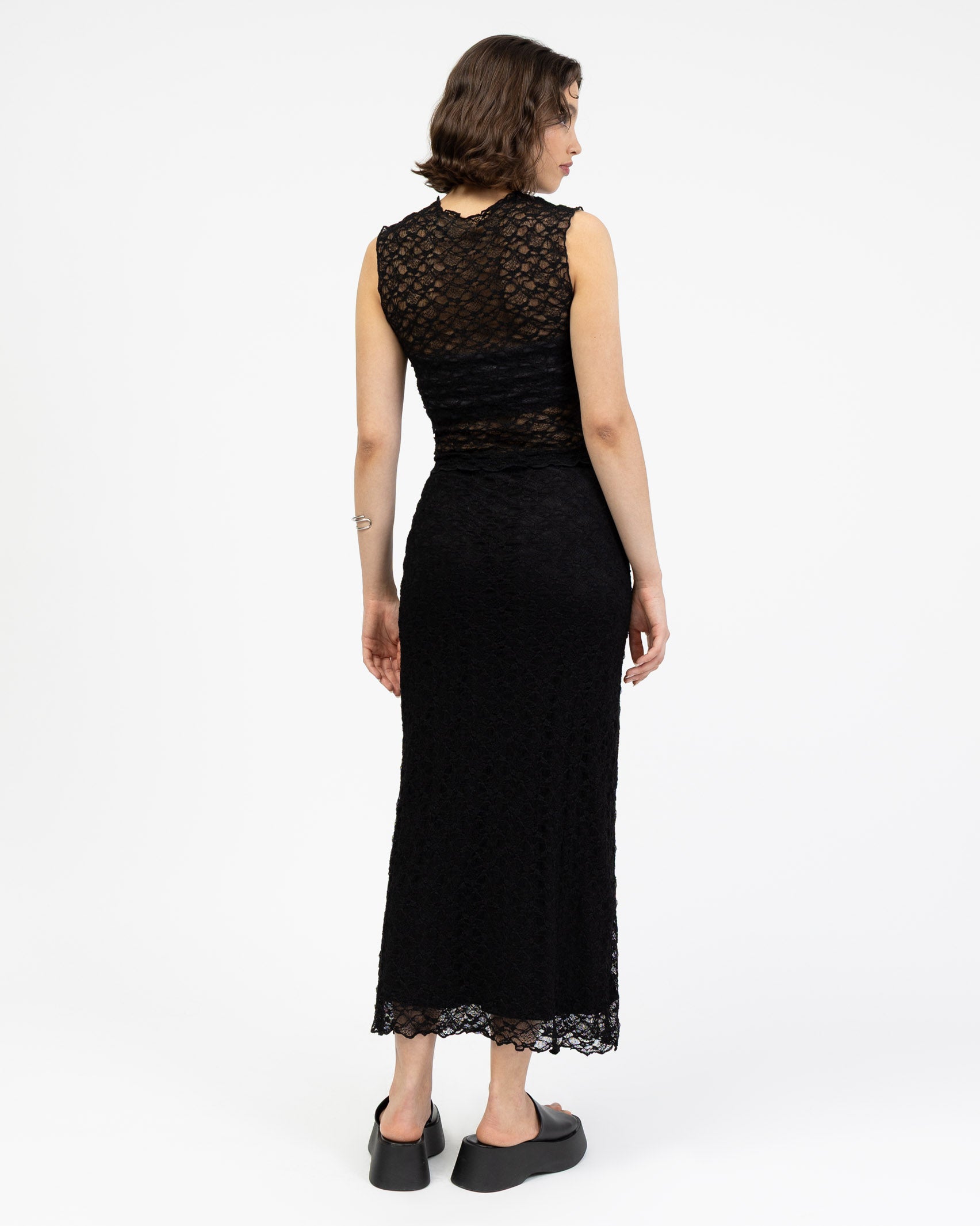 Spitzenrock mit Blumenstruktur