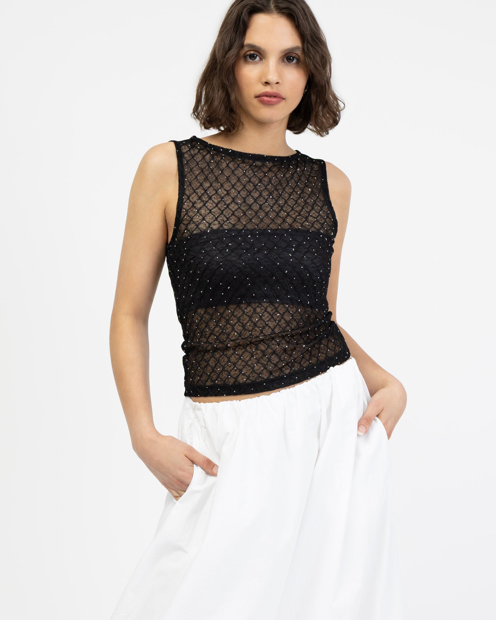 Strasssteinbesetztes Mesh Top mit Rautenprint