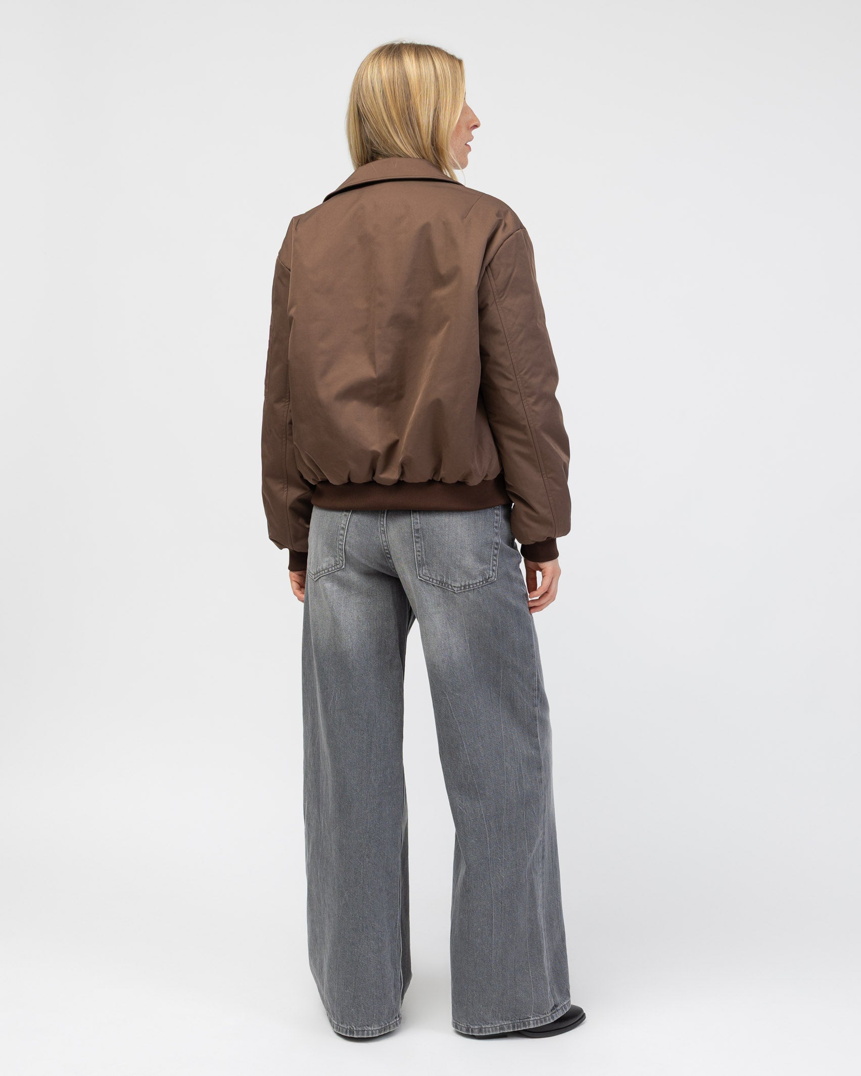 Wattierte Bomberjacke von hinten