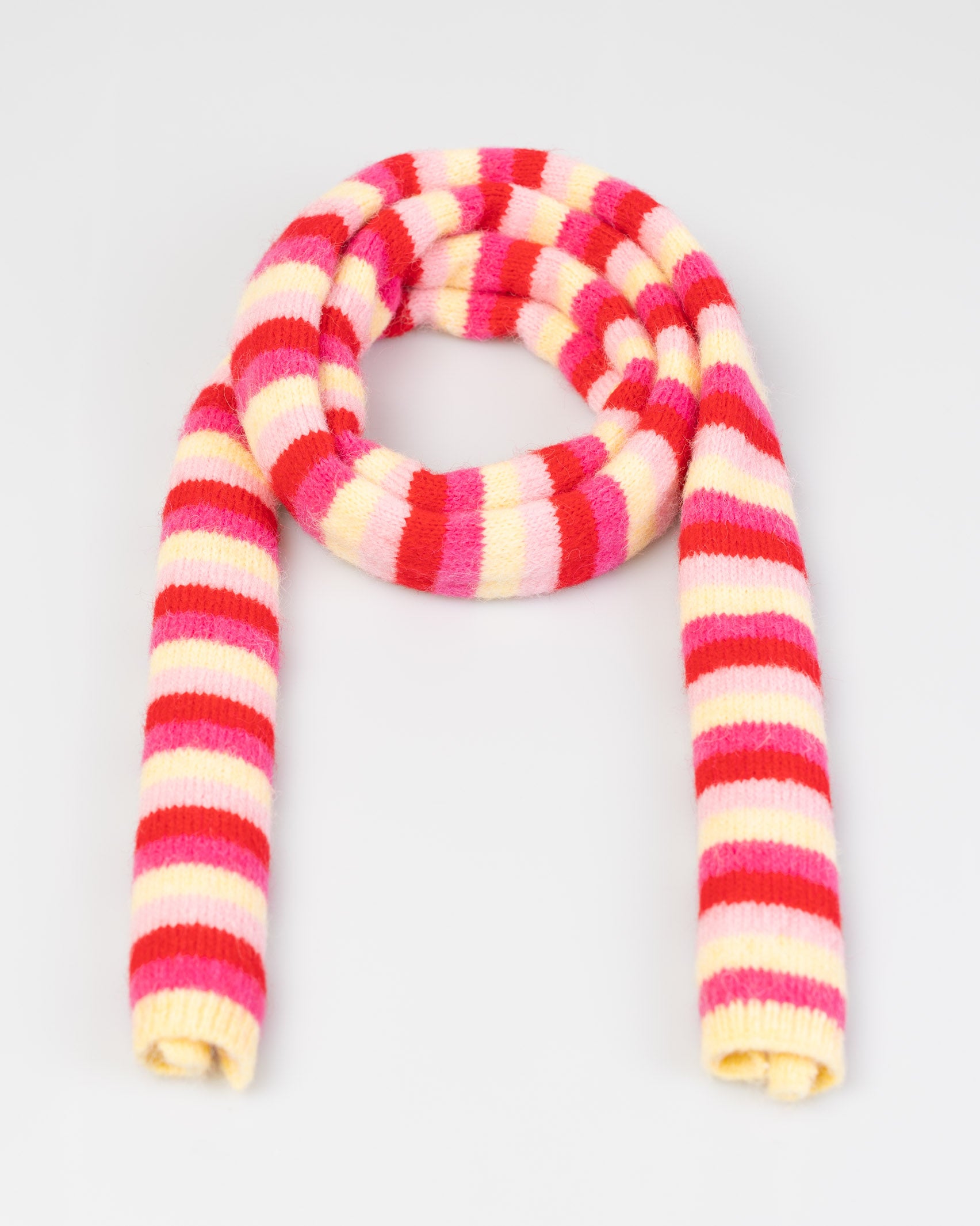 Gesteifter Schal als Prroduktbid