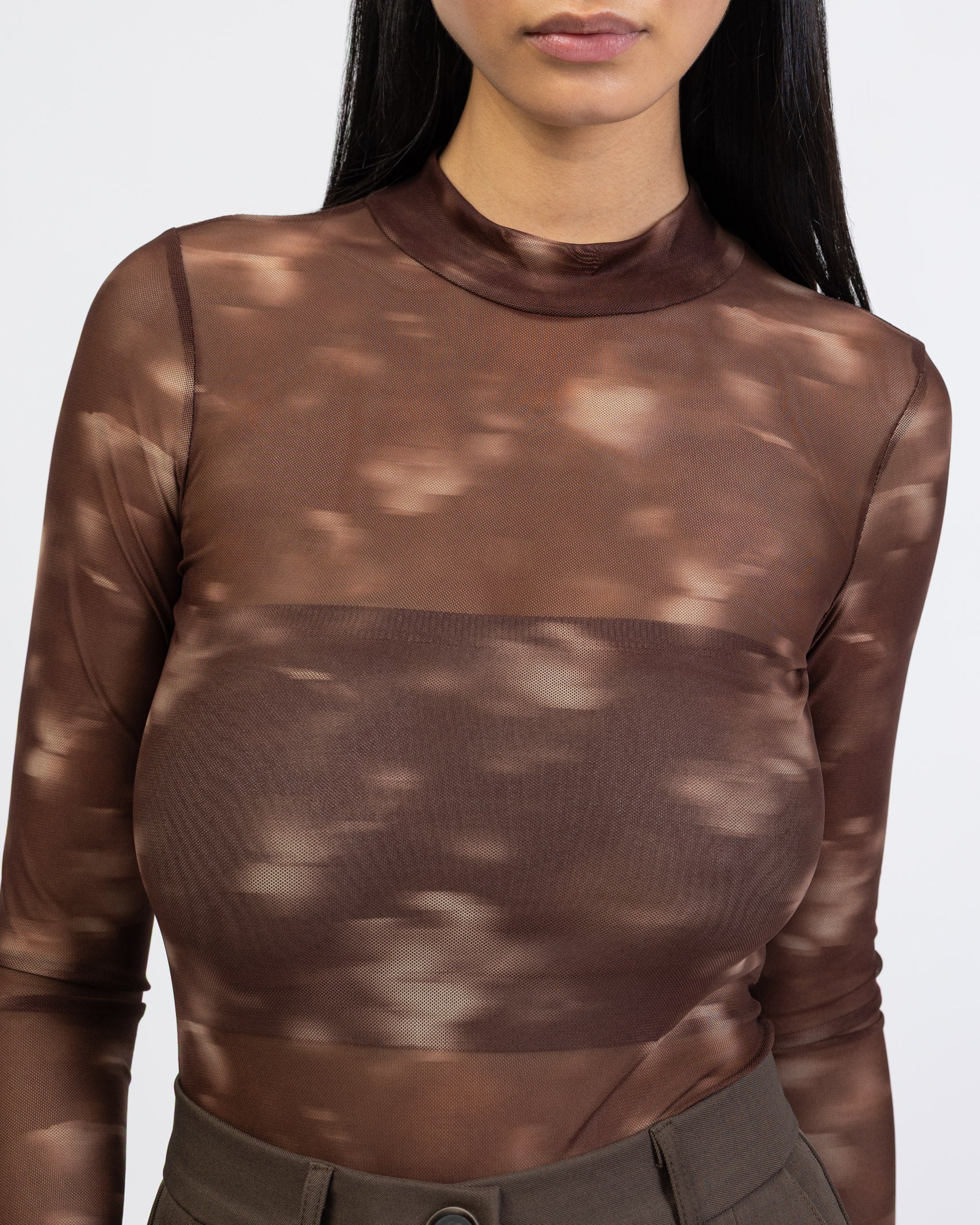 Langarm Mesh Body mit abstrakten Muster im Detail