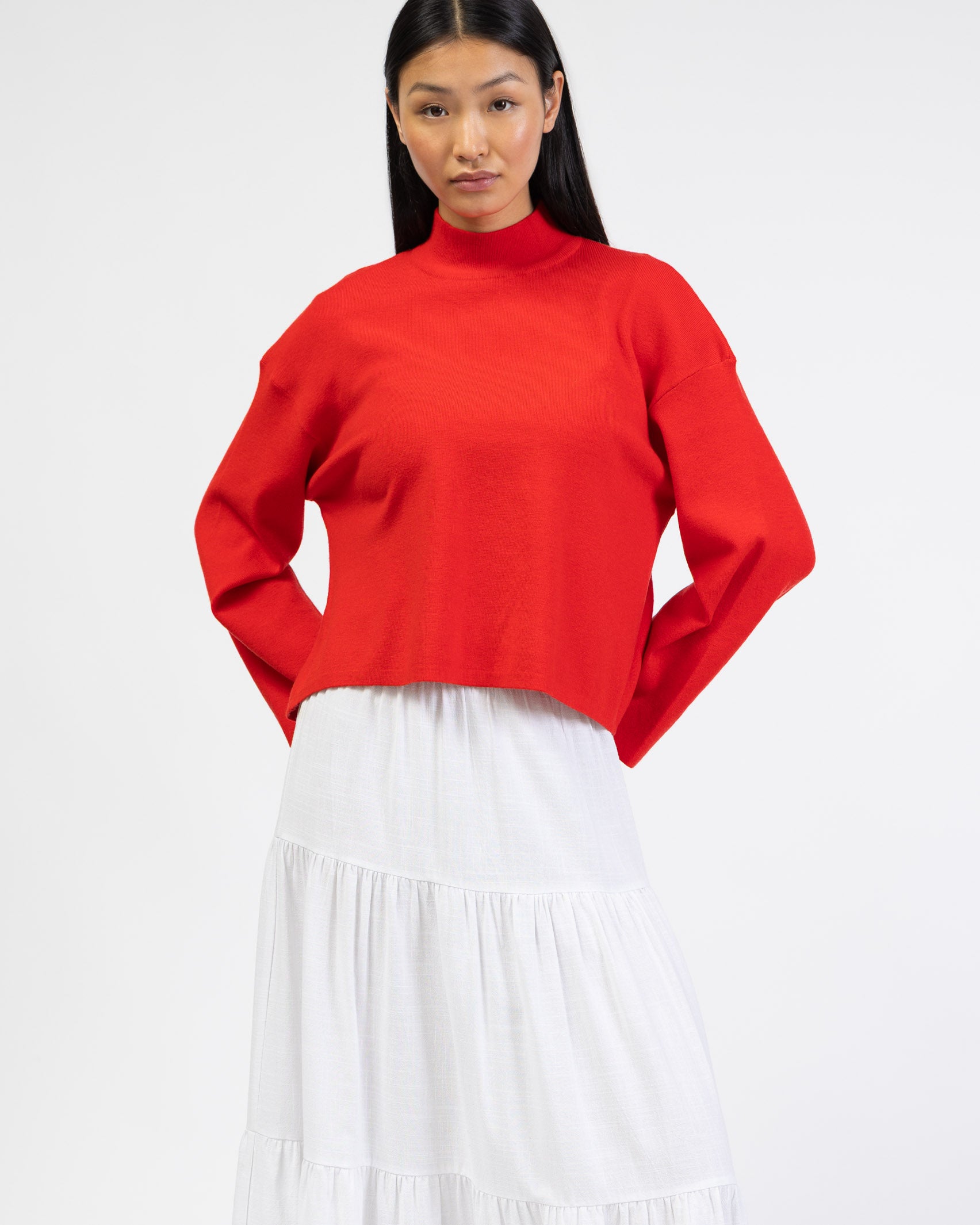 Weicher Pullover mit Stehkragen von vorne