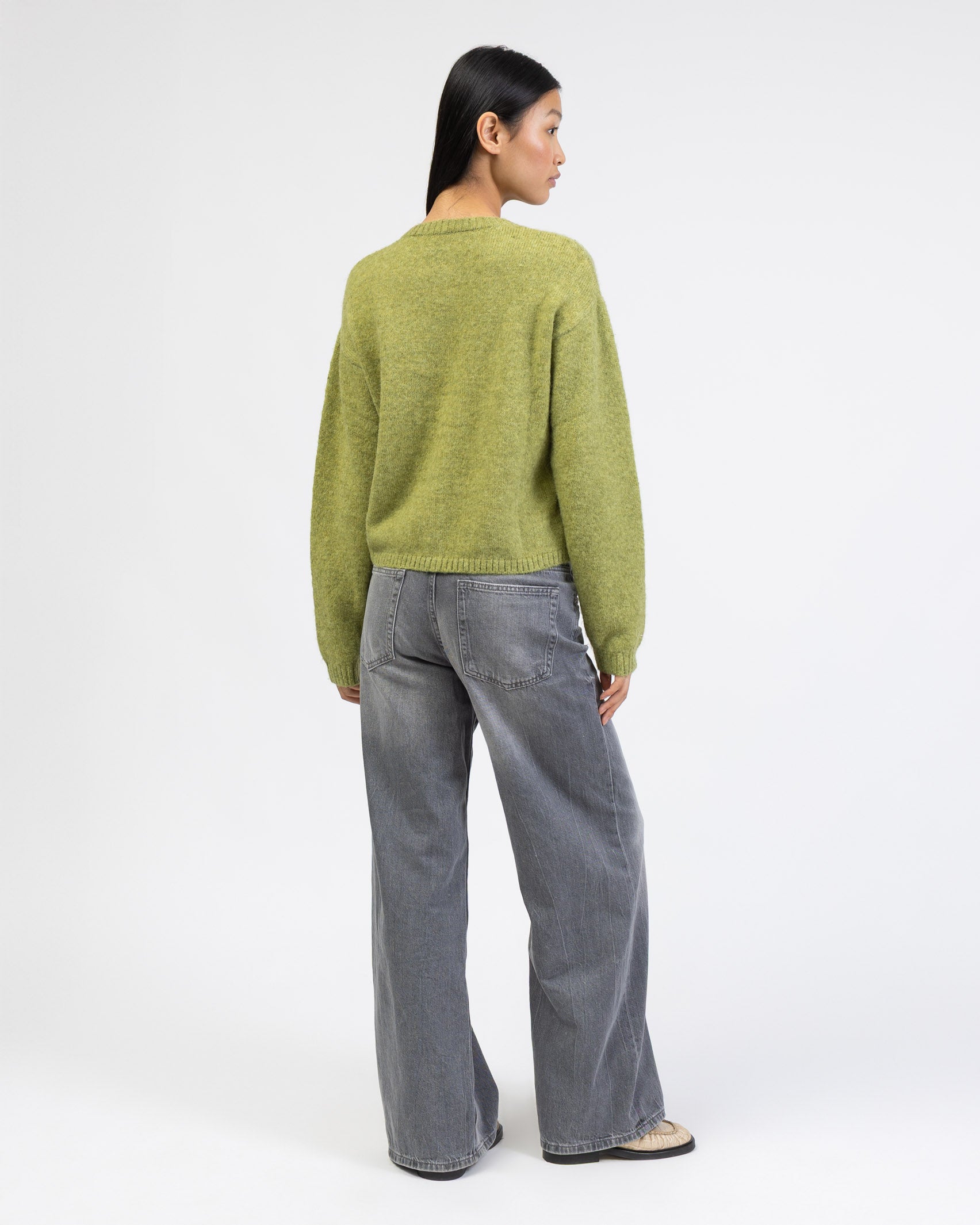 Strickjacke mit Rundhalsausschnitt von hinten