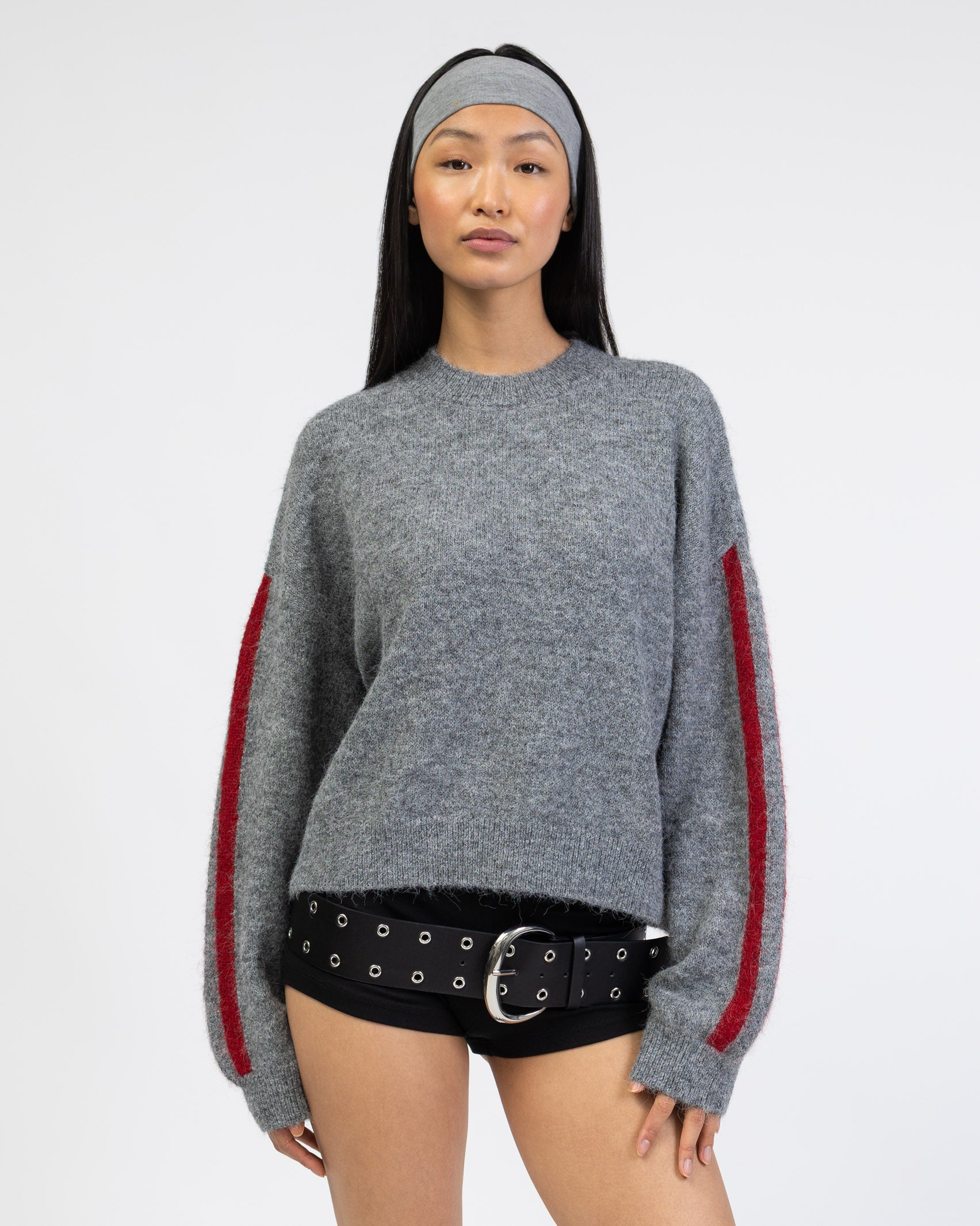 Strickpullover mit Streifendetails von vorne