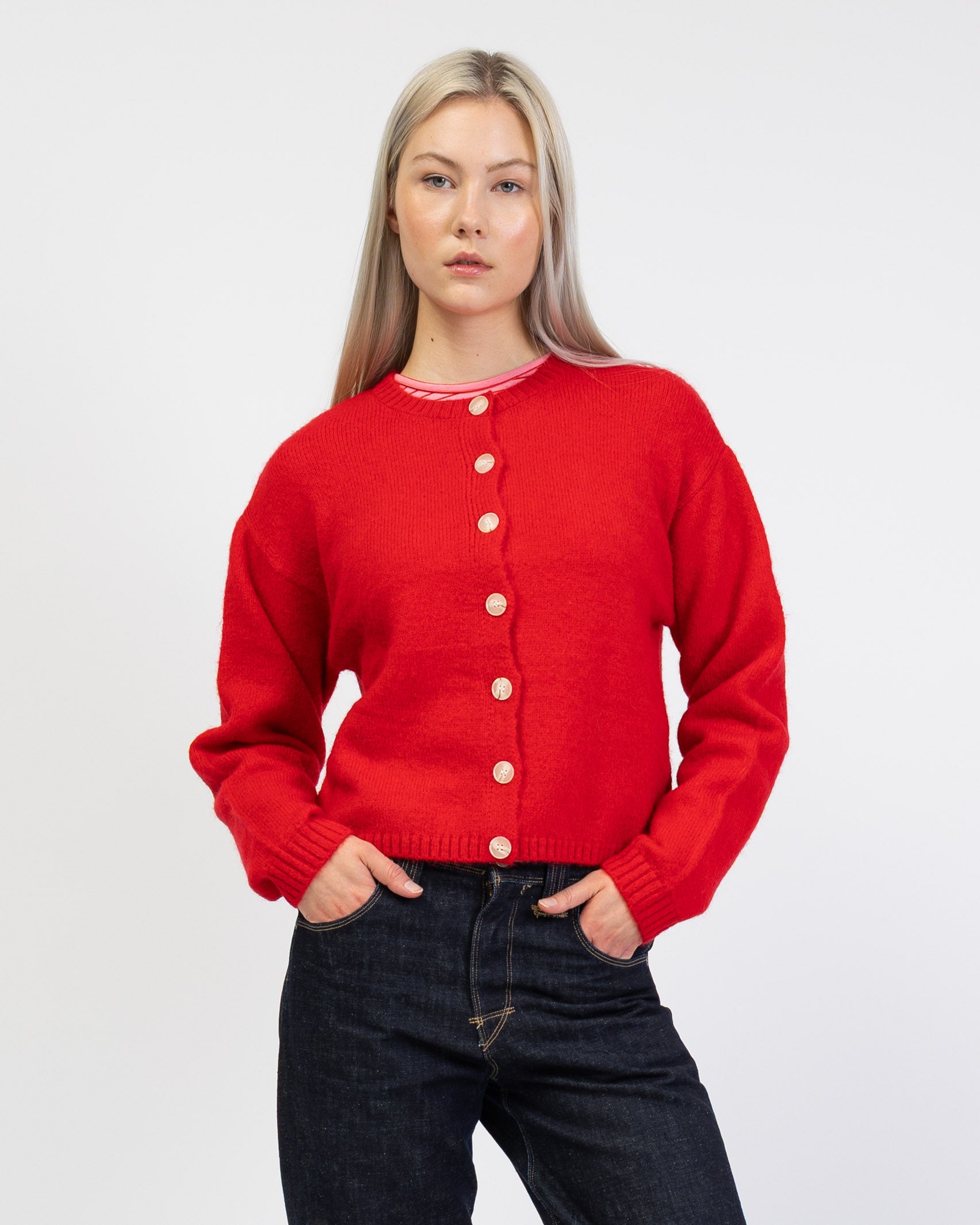 Strickjacke mit Rundhalsausschnitt von vorne