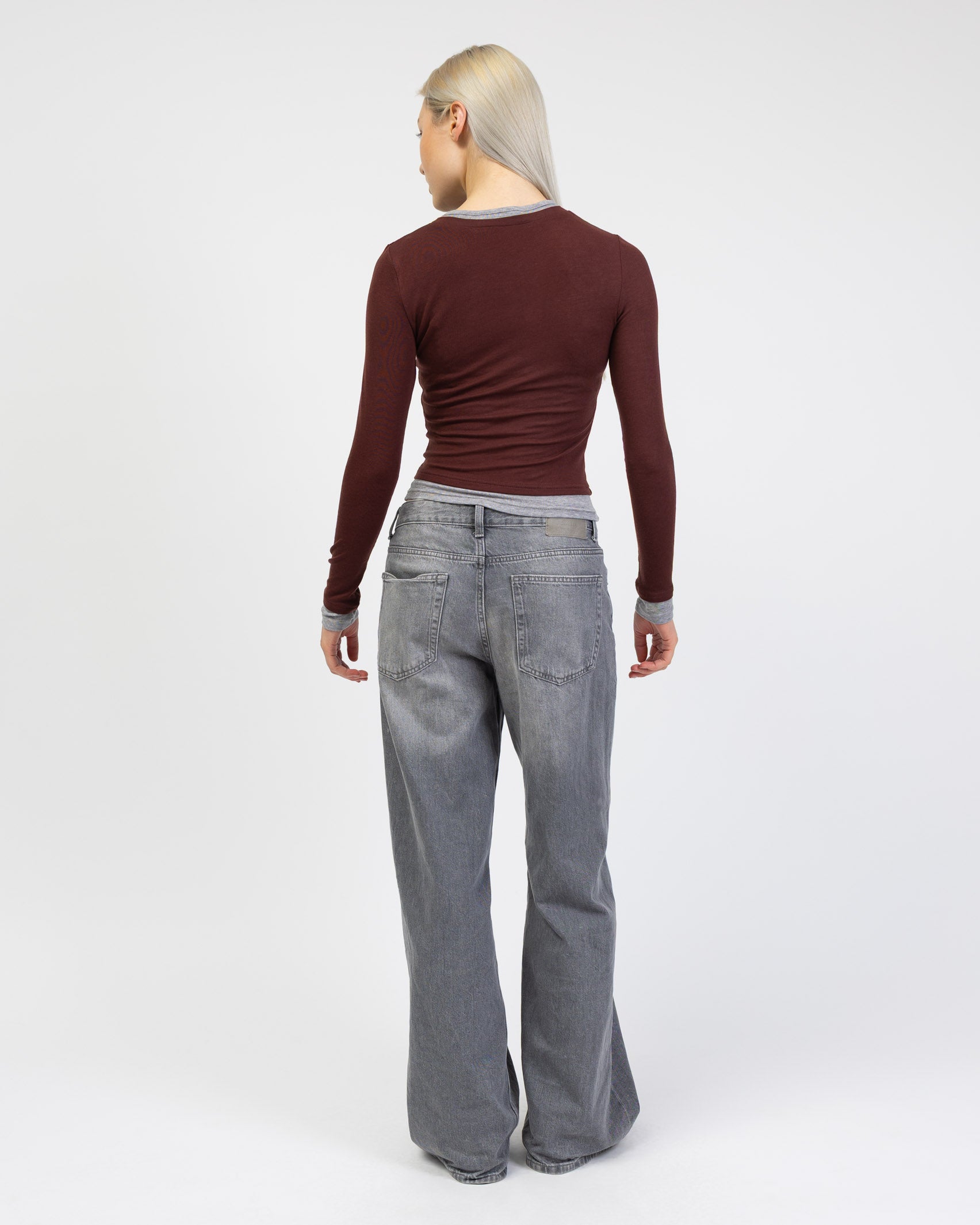 Langarmshirt mit Layering-Effekt von hinten