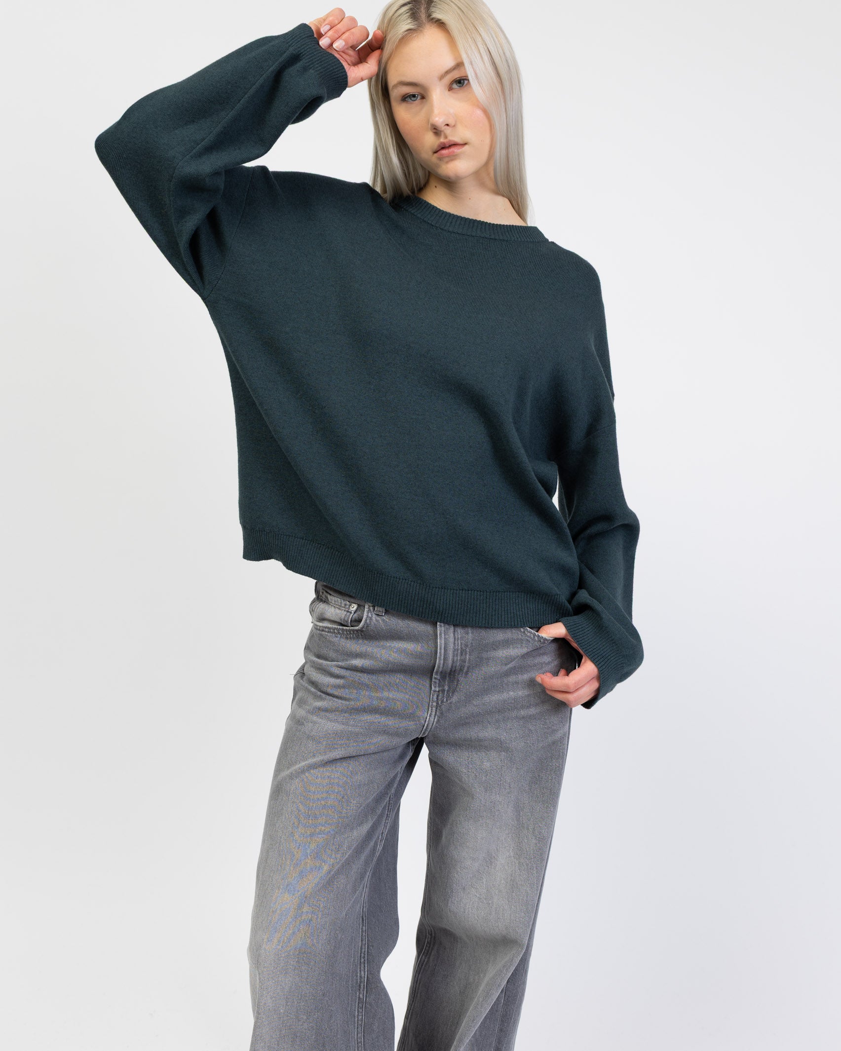 Klassischer Pullover mit Rundhalsausschnitt von vorne