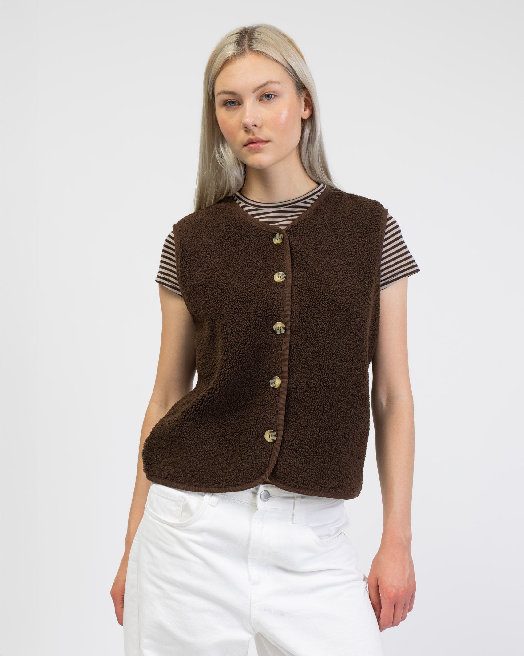 Einfarbige Teddyweste von vorne