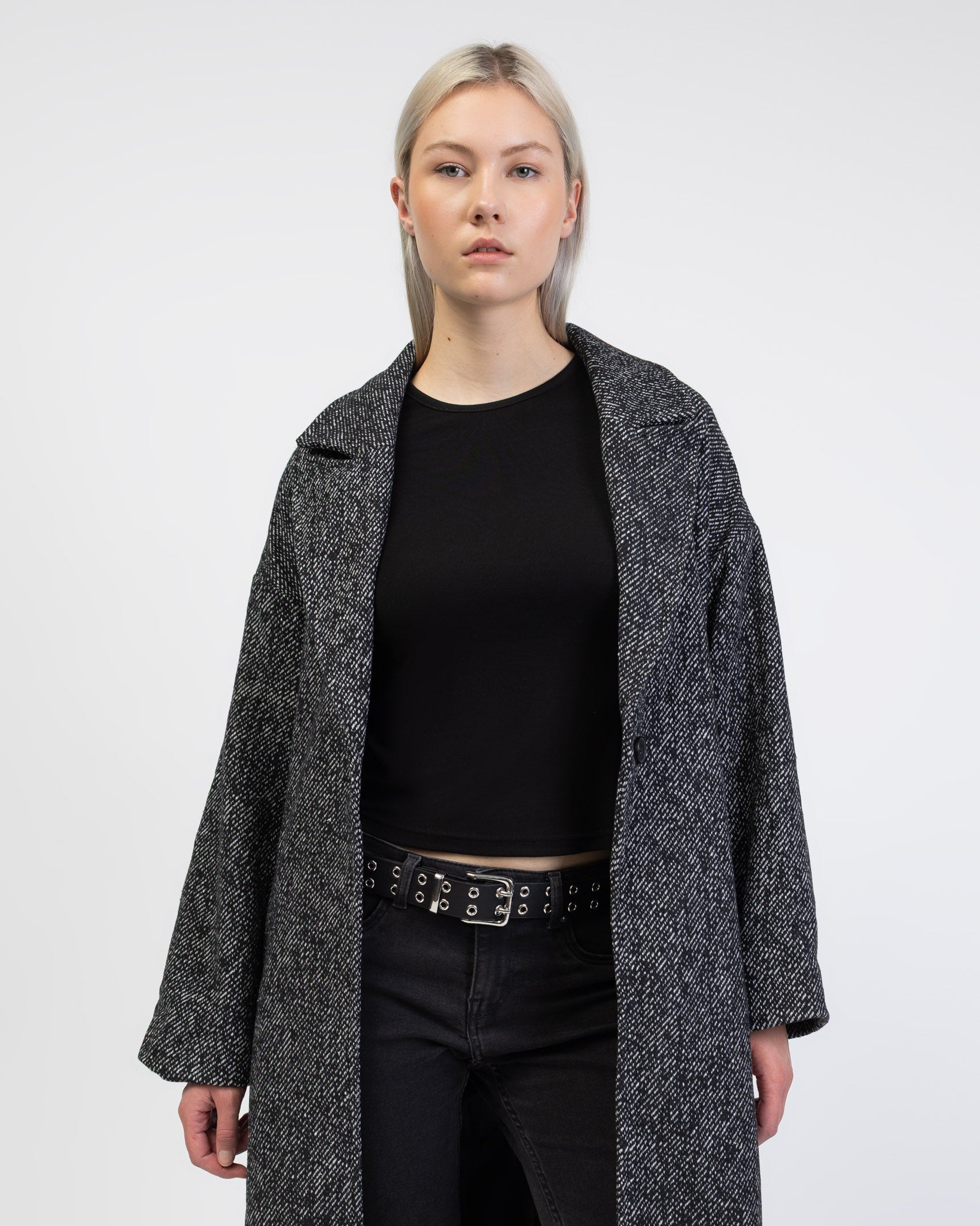 Mantel zum Binden von vorne offen