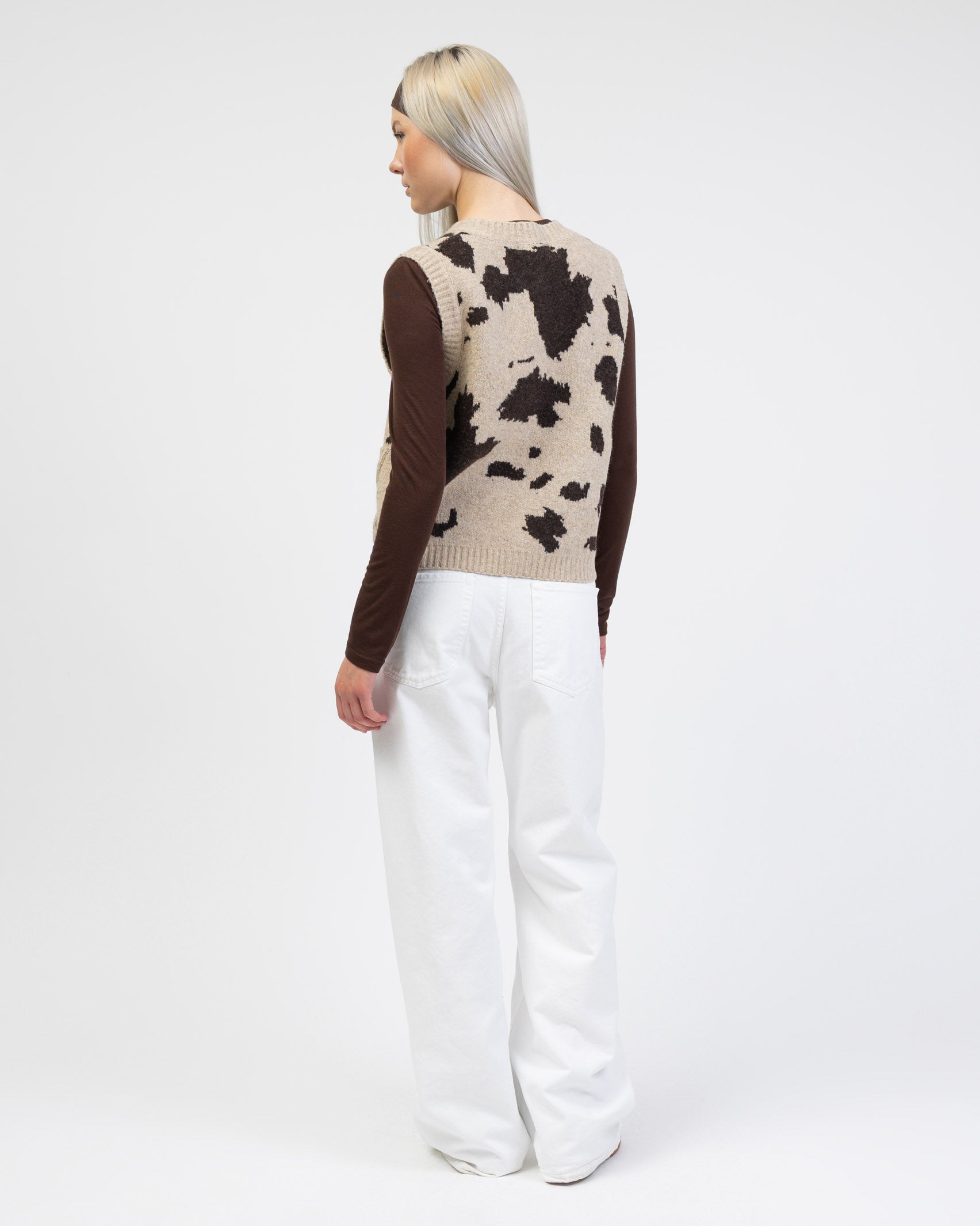 Weste mit Cow-Print von hinten