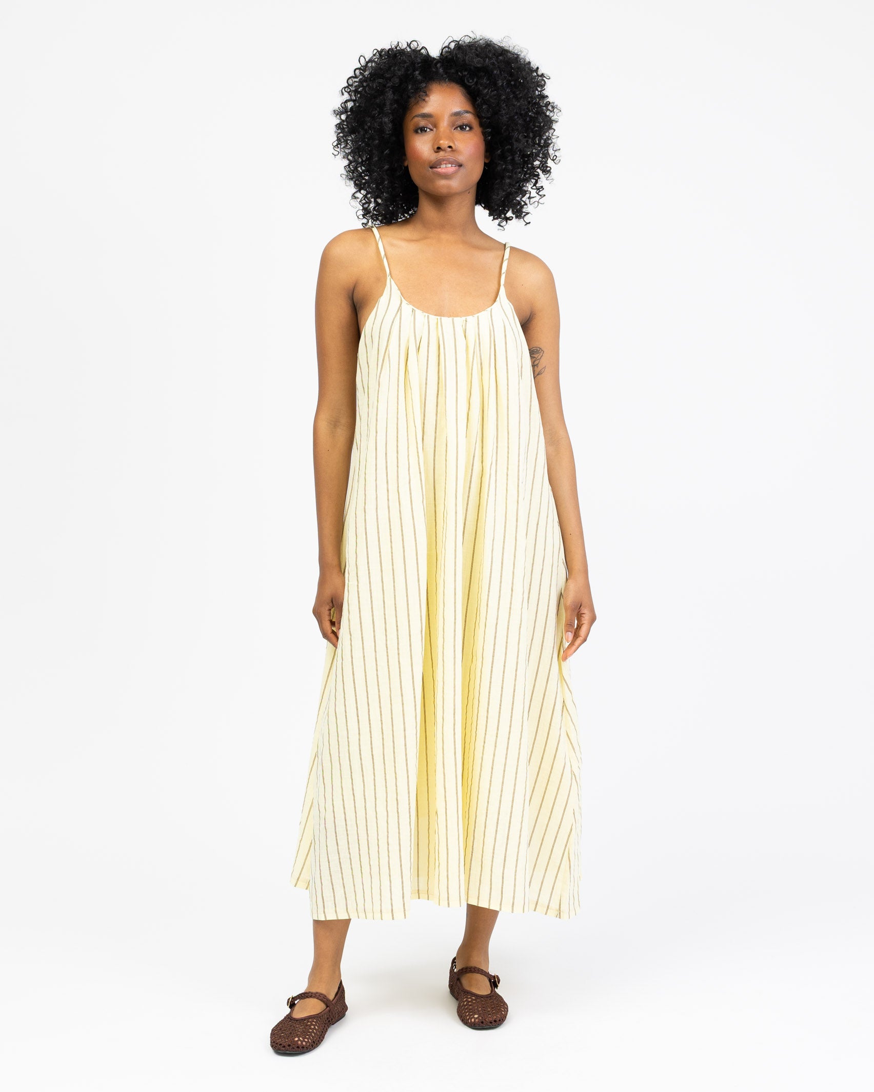 Luftiges Maxikleid mit Streifenmuster