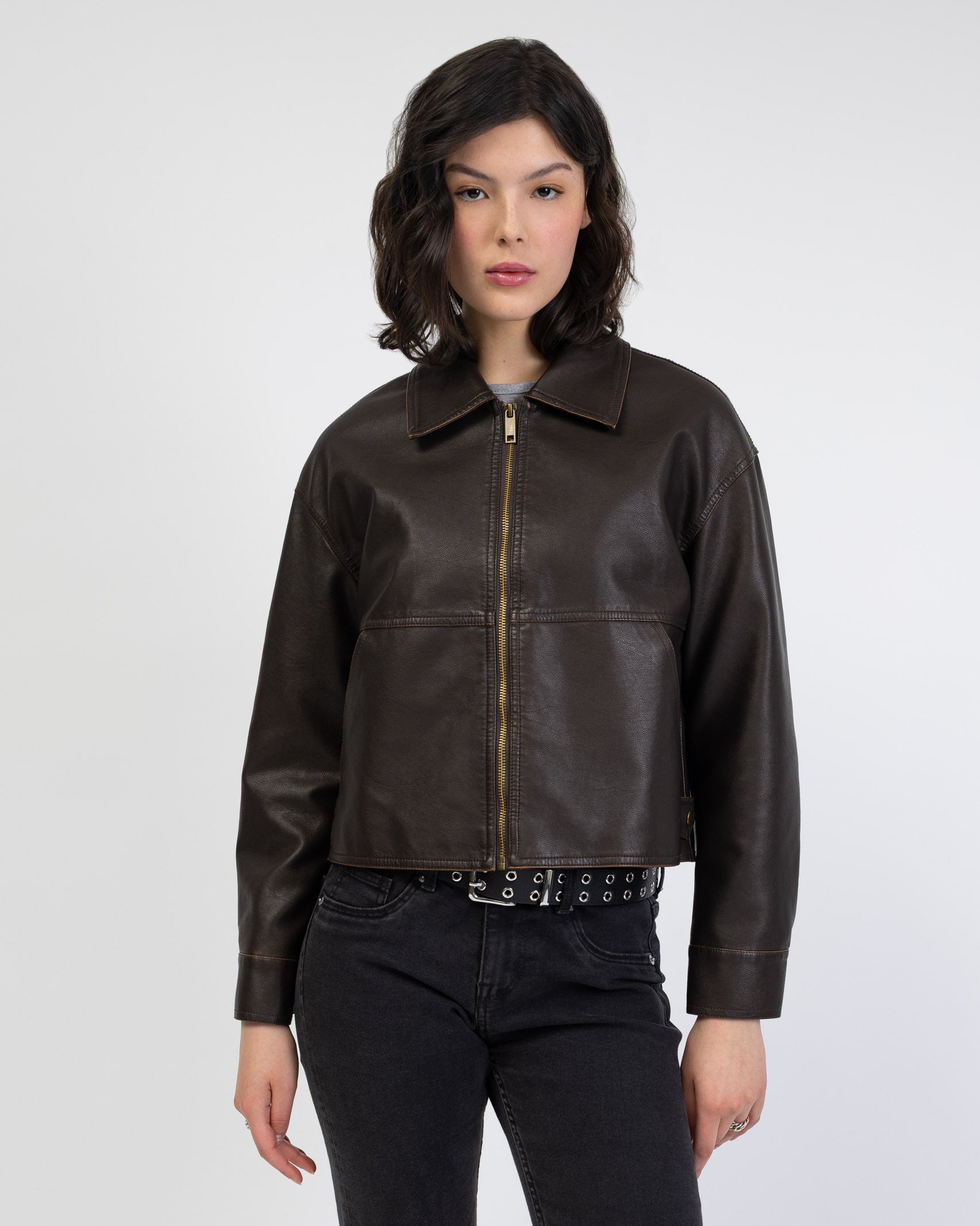 Kunstlederjacke mit Kragen