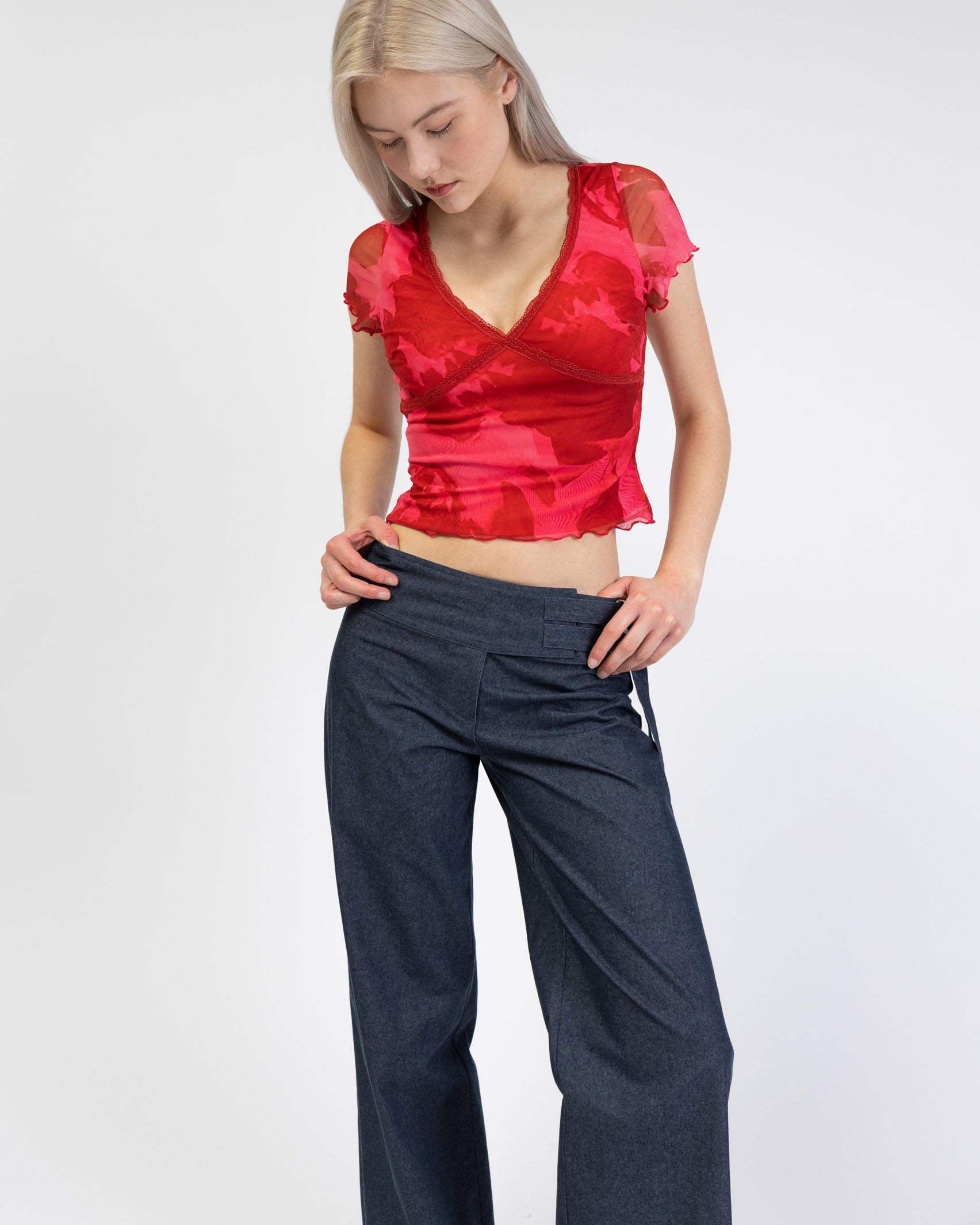 Mesh Shirt mit Blumenmuster