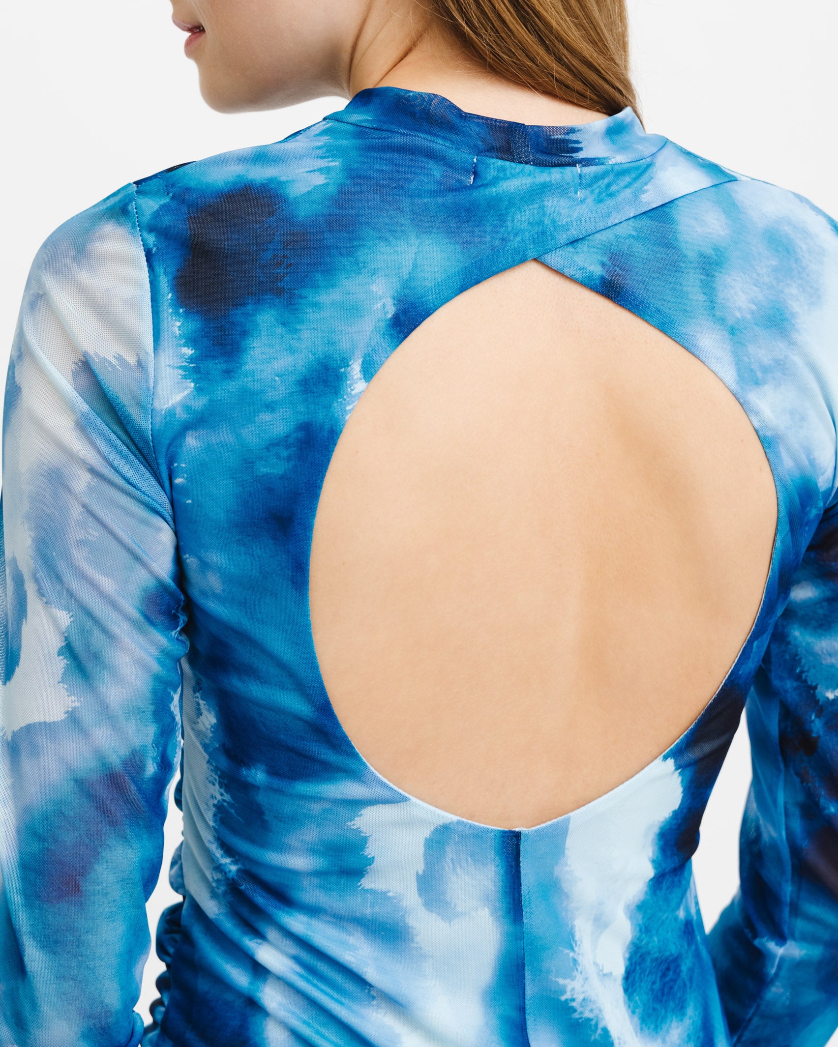 Mesh Maxikleid mit Rückenausschnitt - Broke + Schön