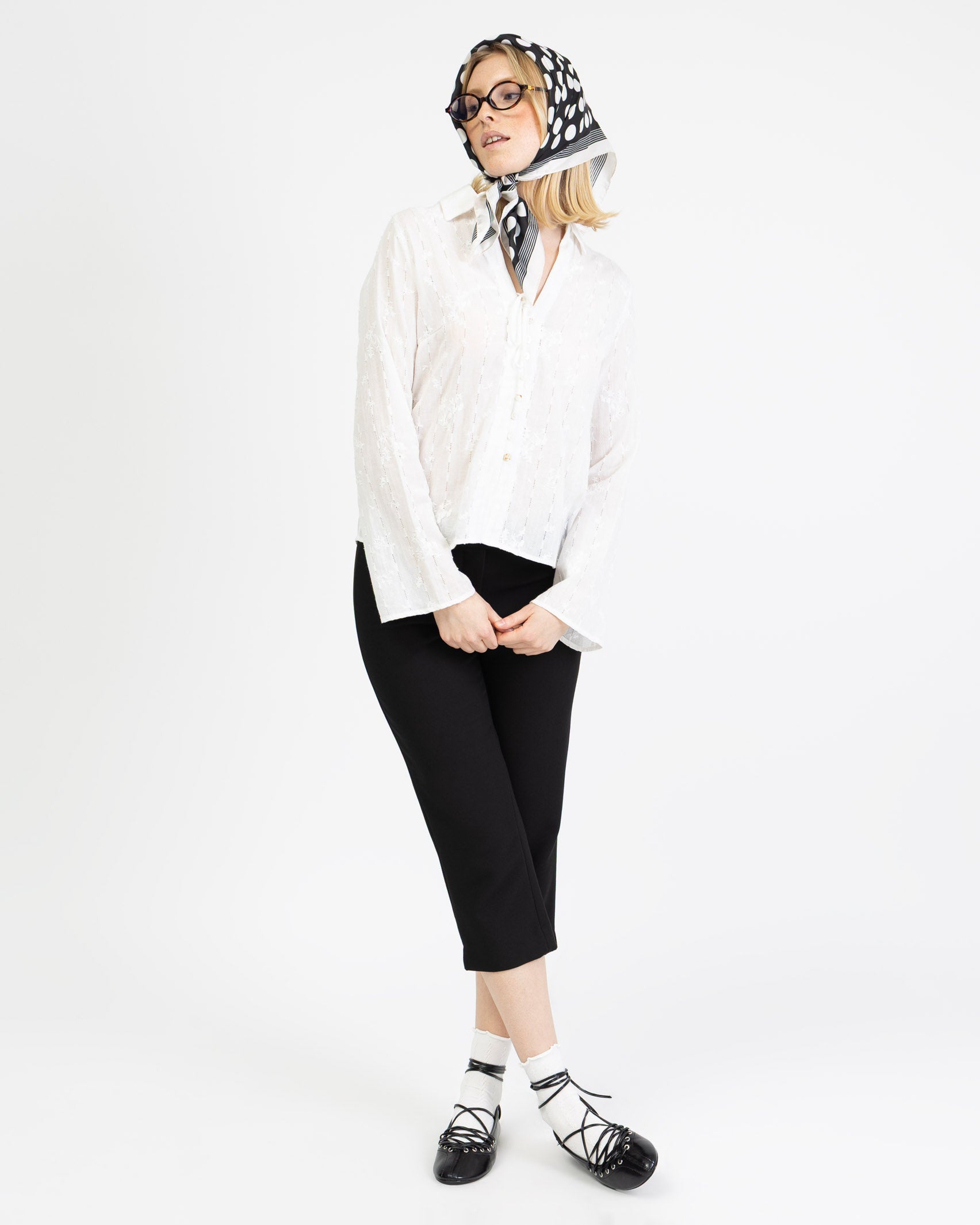 Bluse mit Blumenspitze