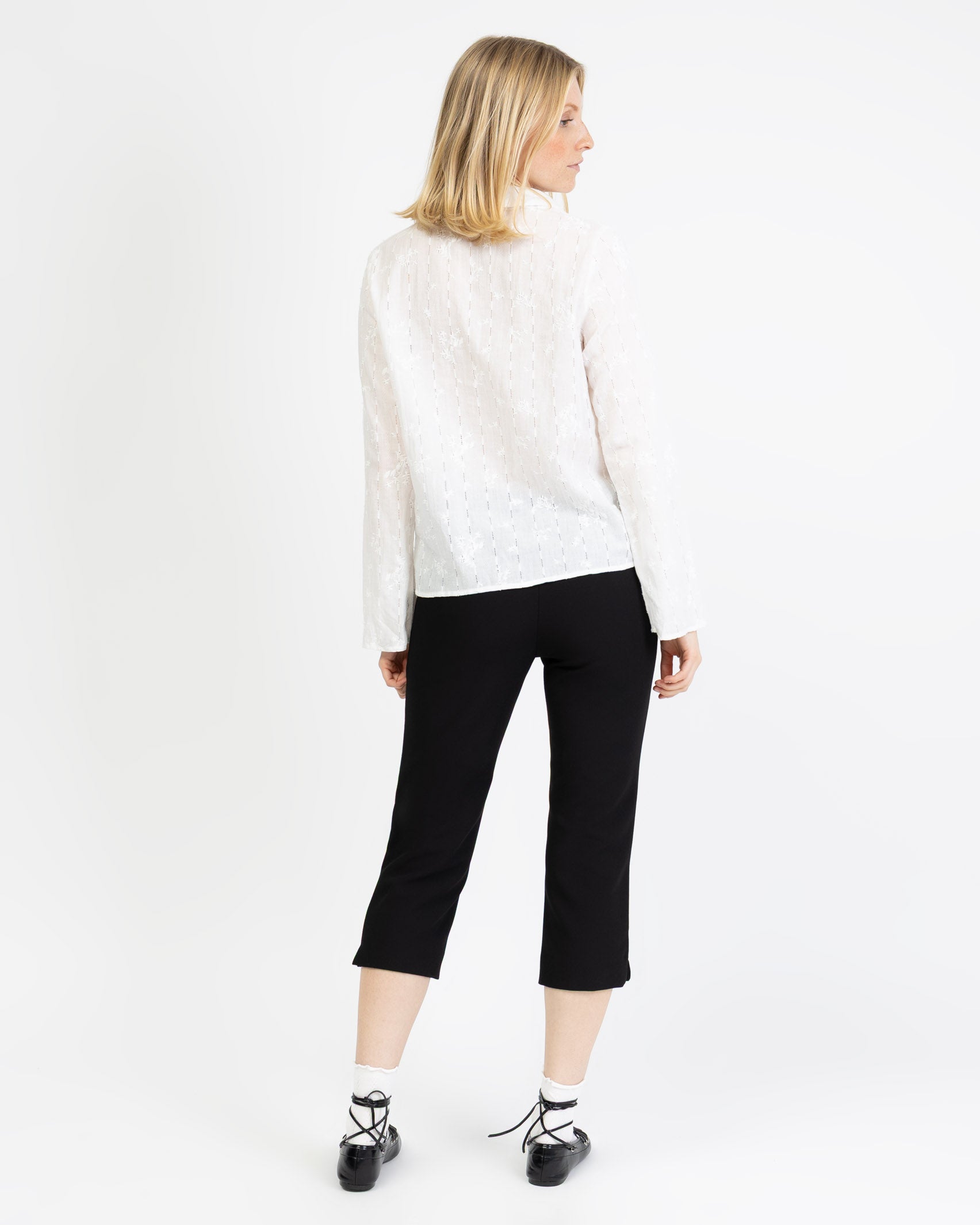 Bluse mit Blumenspitze