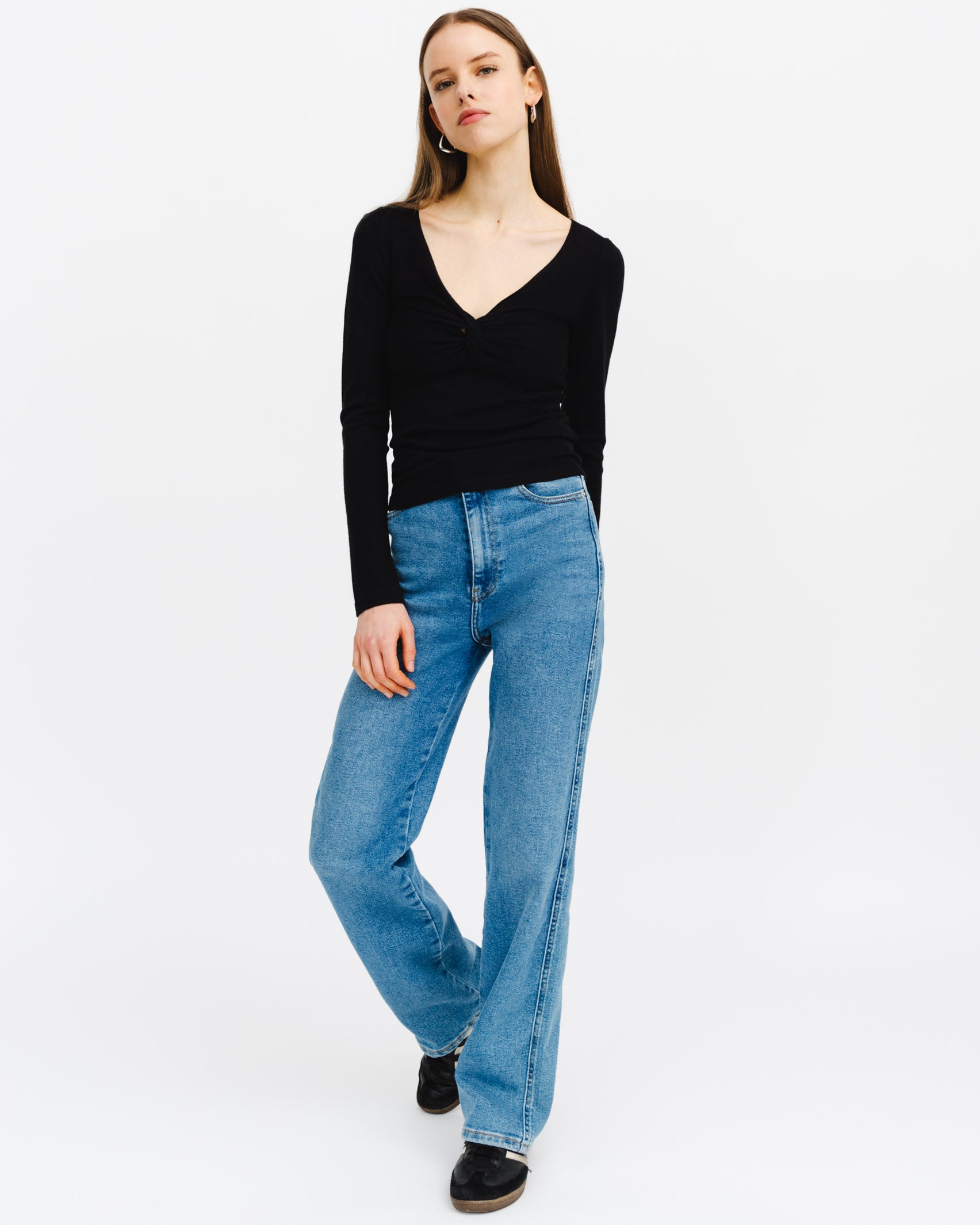 Langarmshirt mit Knoten Detail - Broke + Schön