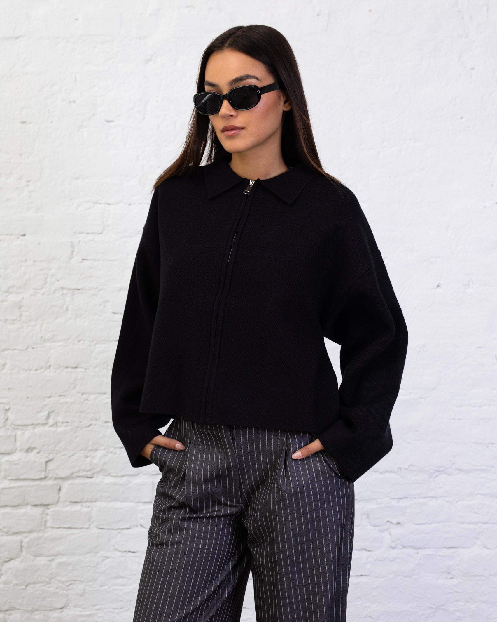 Kastige Strickjacke mit Reißverschluss