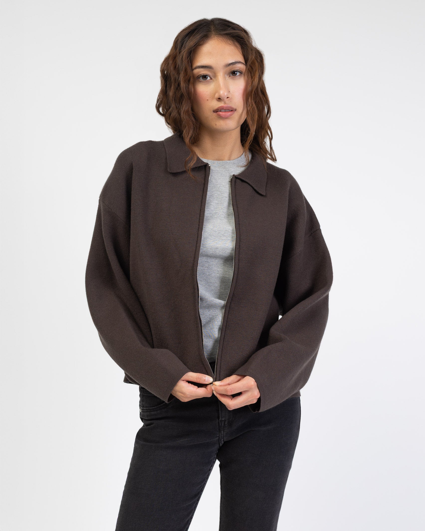 Kastige Strickjacke mit Reißverschluss