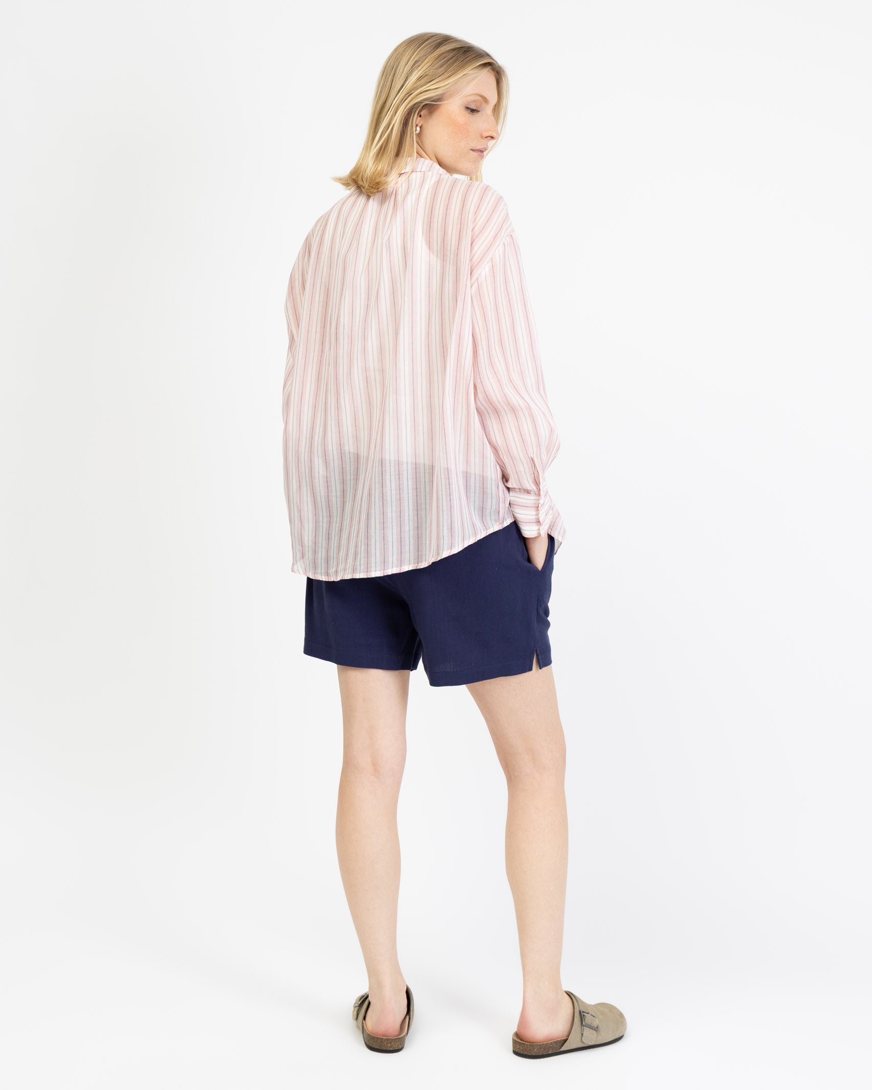 Leichte Bluse mit Streifen