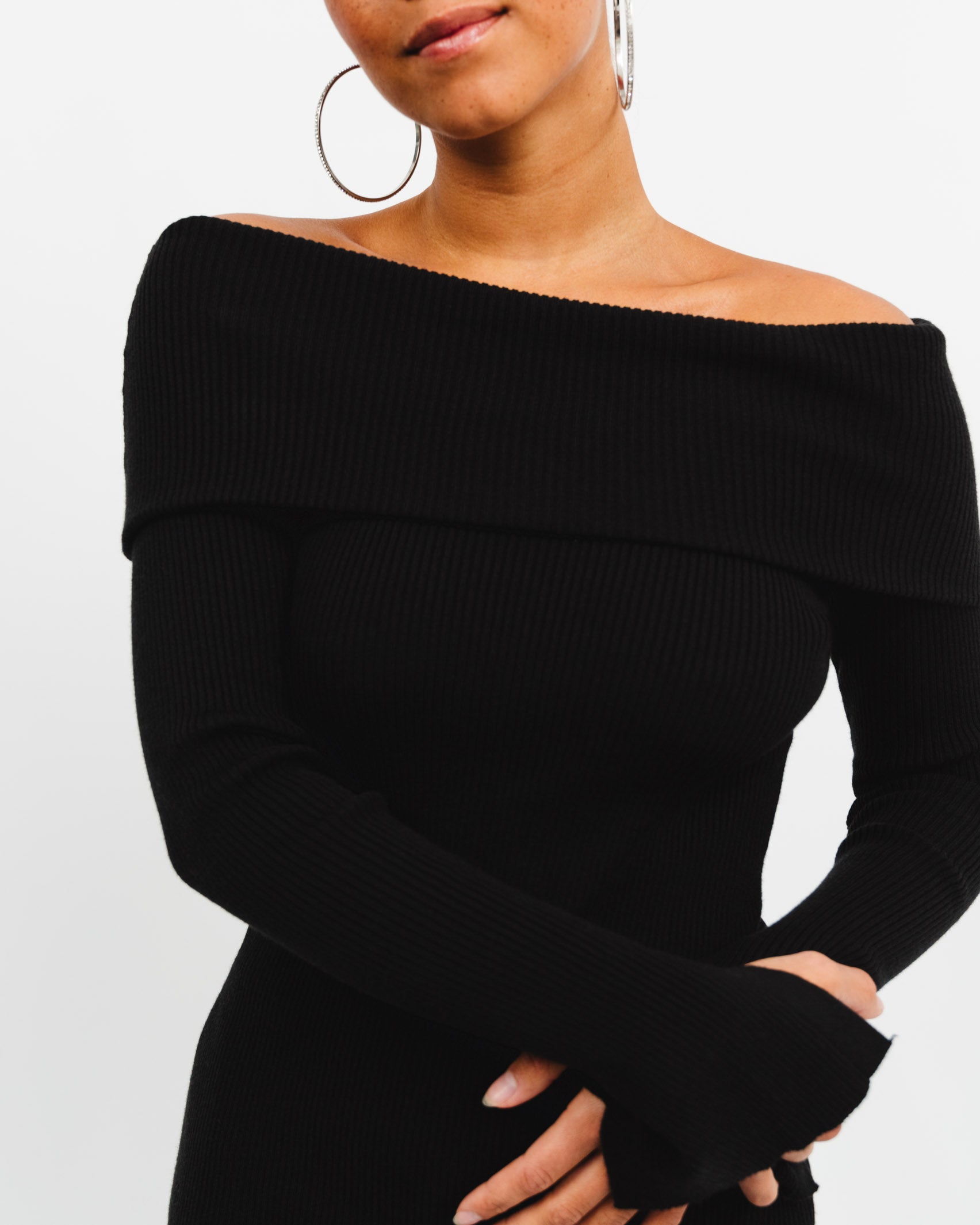 Off-Shoulder Strickkleid - Broke + Schön