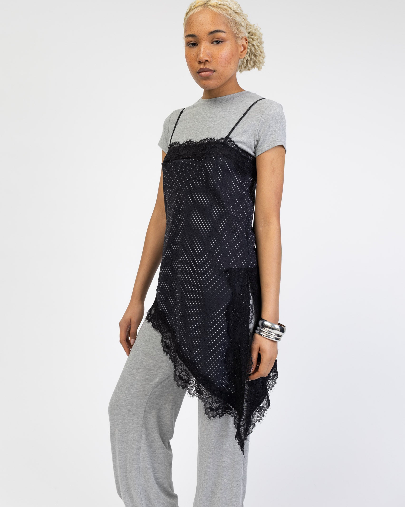 Gepunktetes Camisole mit Spitze